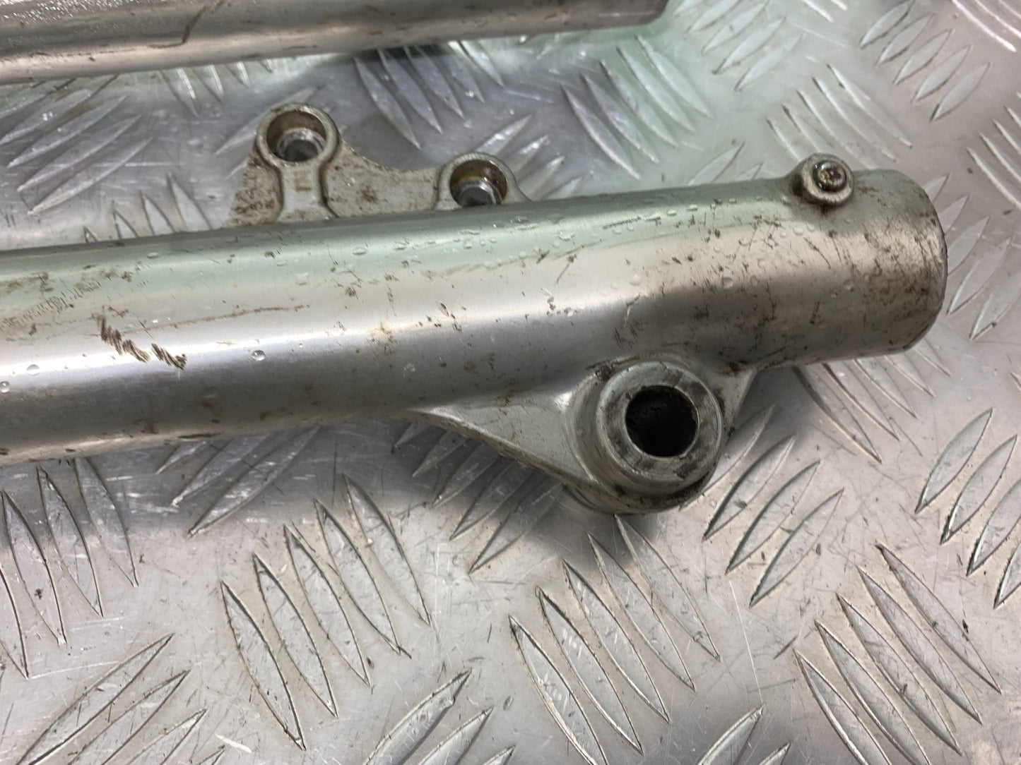 KAWASAKI KLR250 KLR 250 FORKS  YEAR 1984-2001 (CMB1225)
