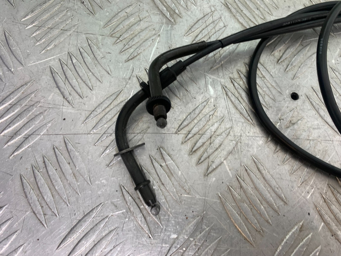 YAMAHA XVS 1300 MIDNIGHT STAR THROTTLE CABLES YEAR 2007-16 (CMB1200)