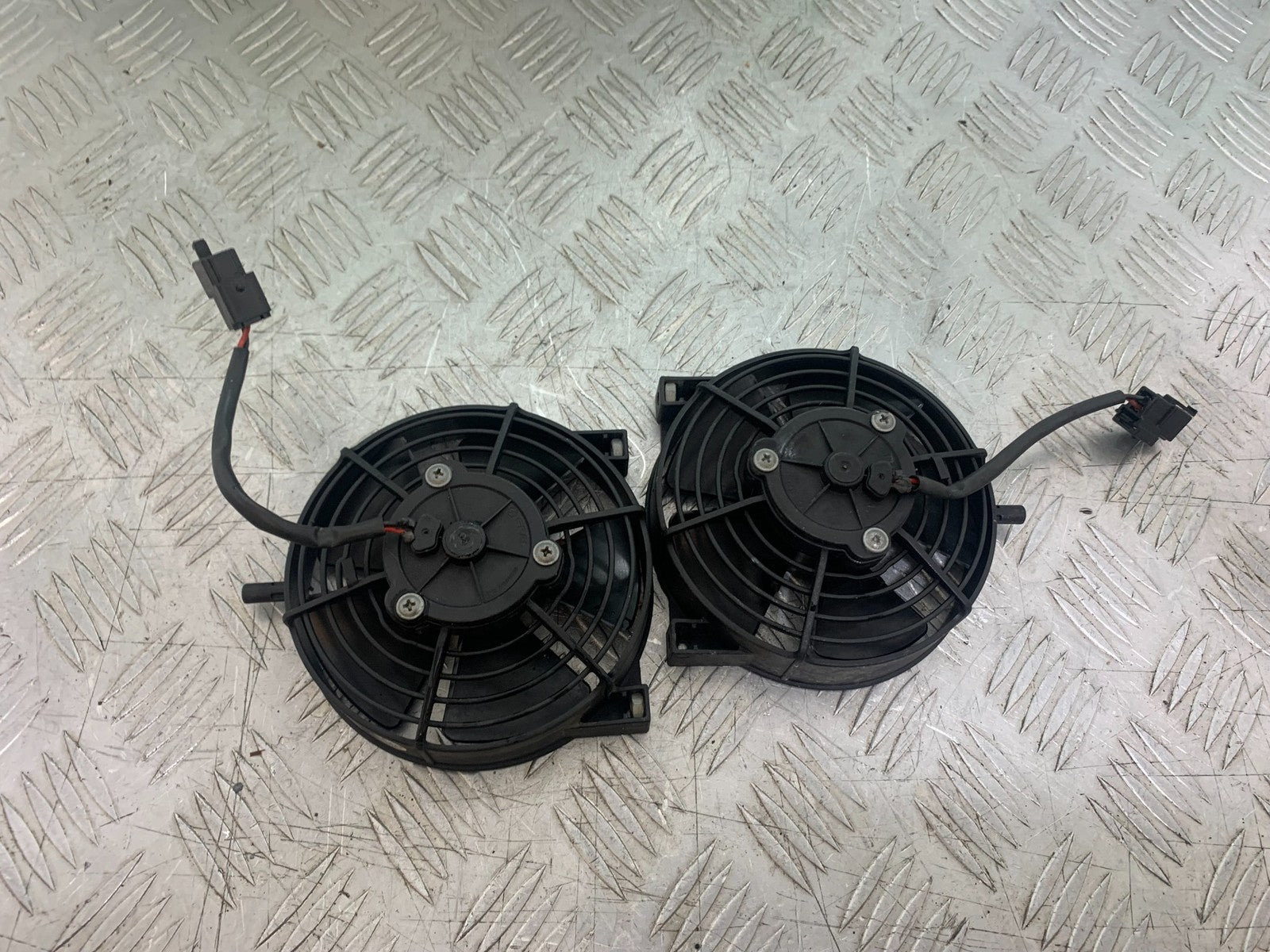 APRILIA RSV1000 R FACTORY MILLE RADIATOR FANS   2004-09 (CMB1203)