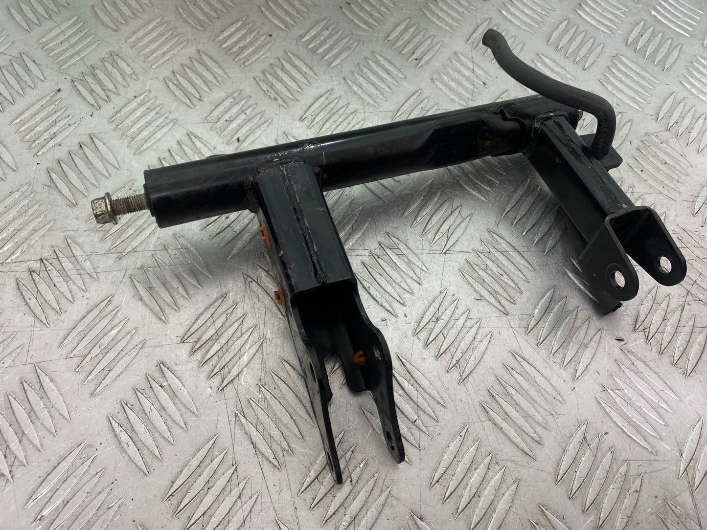 YAMAHA NMAX-125 N MAX 125 ENGINE BRACKET  YEAR 2015-2020  (CMB1231)