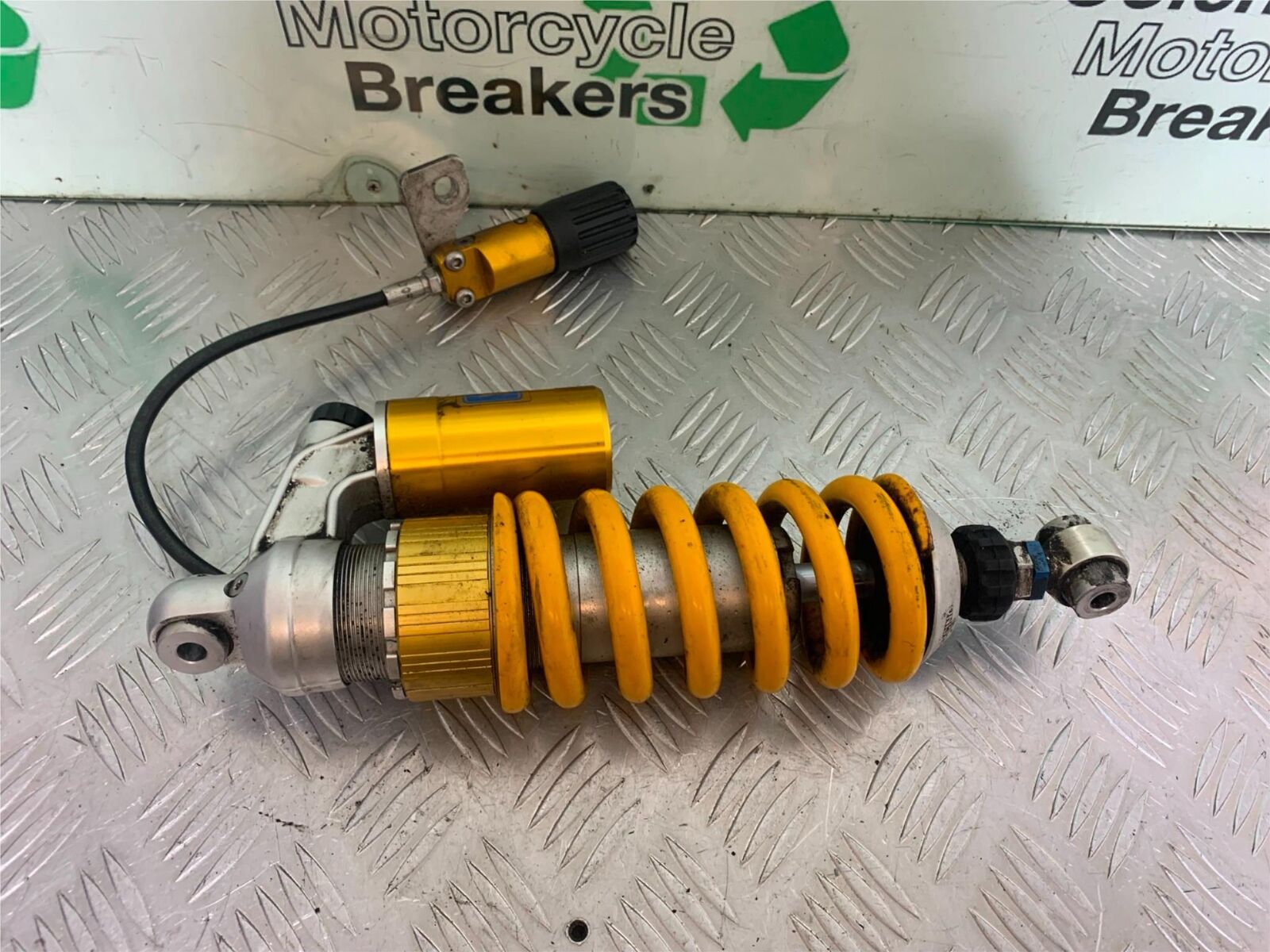 TRIUMPH 1050 SPRINT ST OHLINS REAR SHOCK   YEAR 2004-2007 (CMB1089)