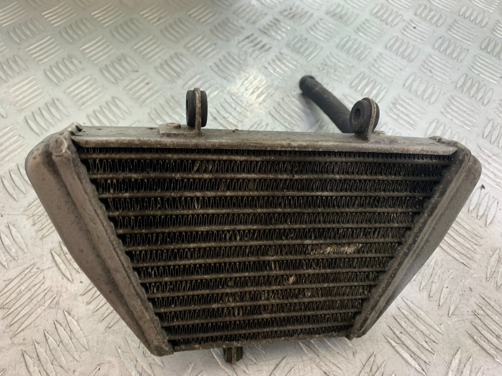 APRILIA TUONO 1000 V4R OIL COOLER  YEAR 2011-13  (CMB1316)