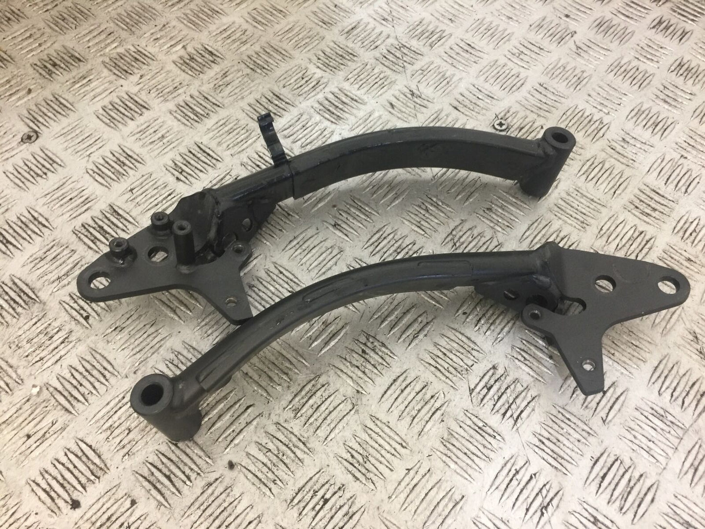 KAWASAKI NINJA 1000 SX ENGINE BRACKETS    YEAR 2020-2022 (STOCK 722)