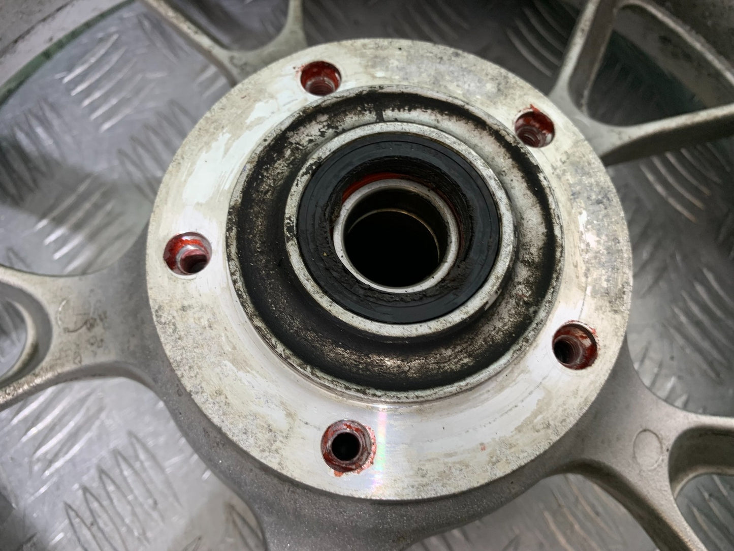 KAWASAKI GTR1400 GTR 1400 FRONT WHEEL   YEAR 2007-2009 (CMB1306)