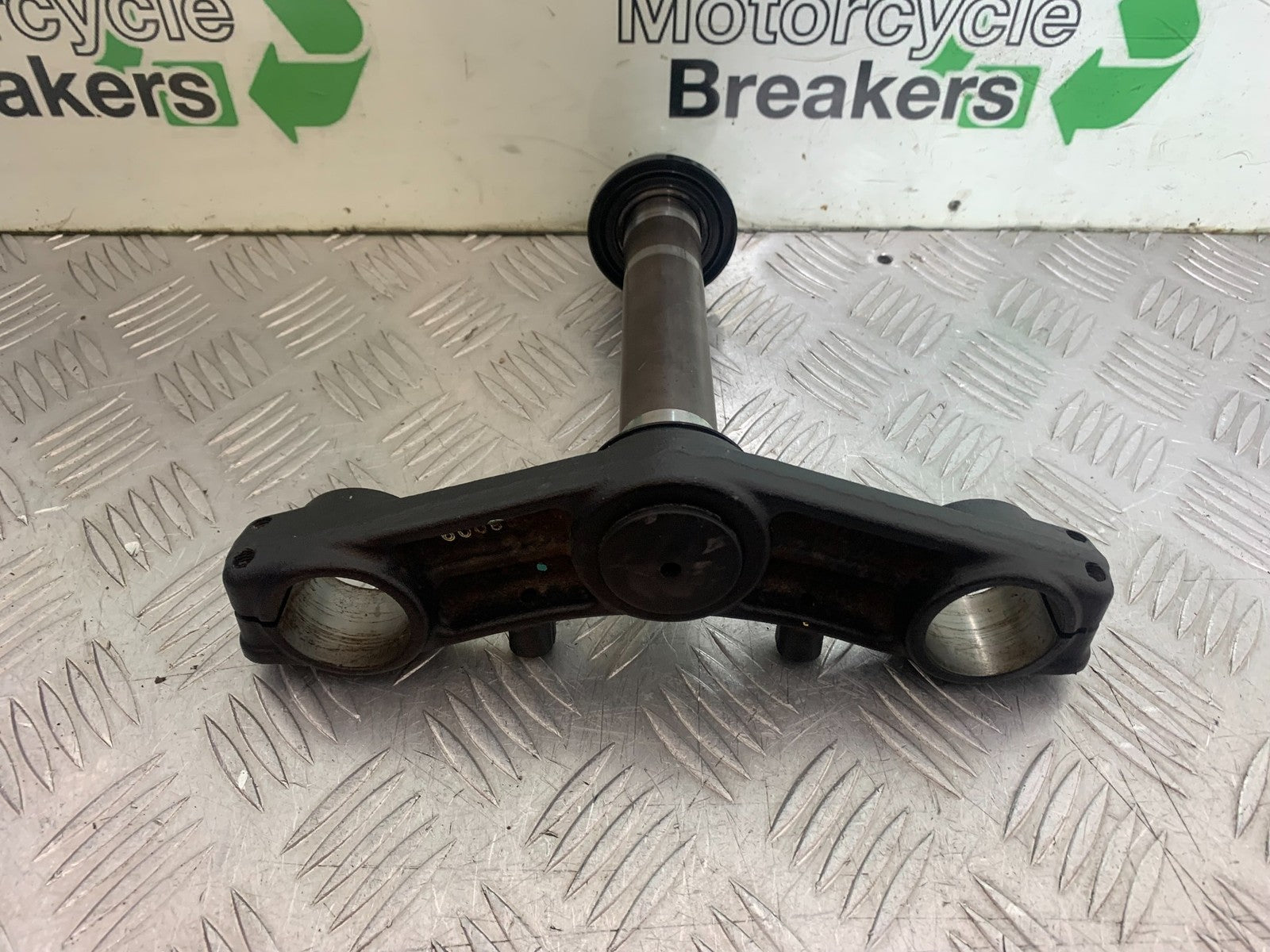 KAWASAKI ER6 N BOTTOM YOKE  YEAR 2012-2017 (CMB1324)
