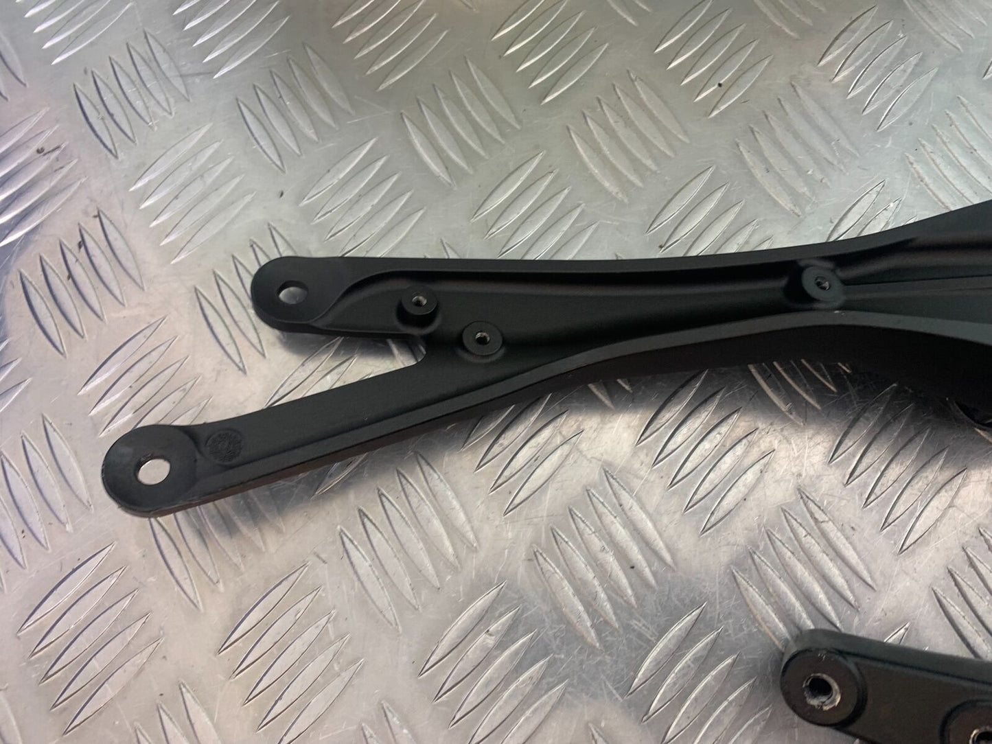 KAWASAKI Z800 Z 800 RIGHT FRAME RAIL   YEAR 2013-2017 (CMB1059)