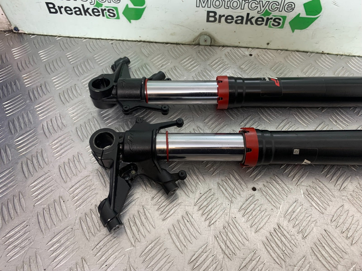 KTM 1290 SUPER DUKE R FORKS (SLIGHTLY BENT) YEAR 2020-2024 (CMB1272)