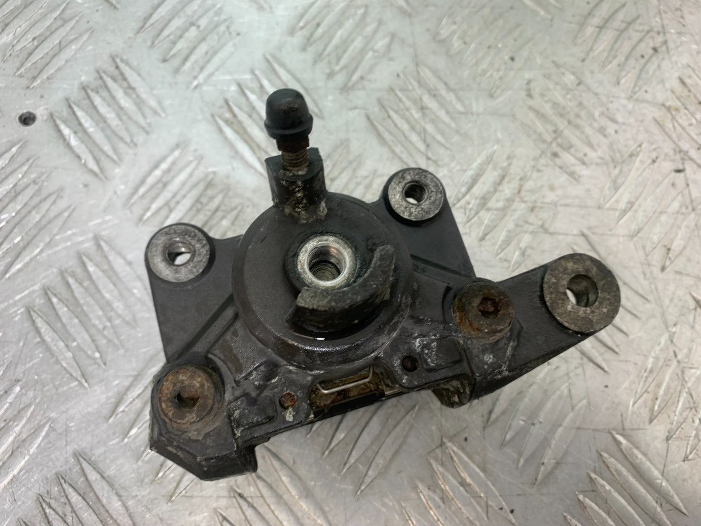 SUZUKI GSF600 GSF 600 BANDIT REAR BRAKE CALIPER  2000-2004 (CMB1269)
