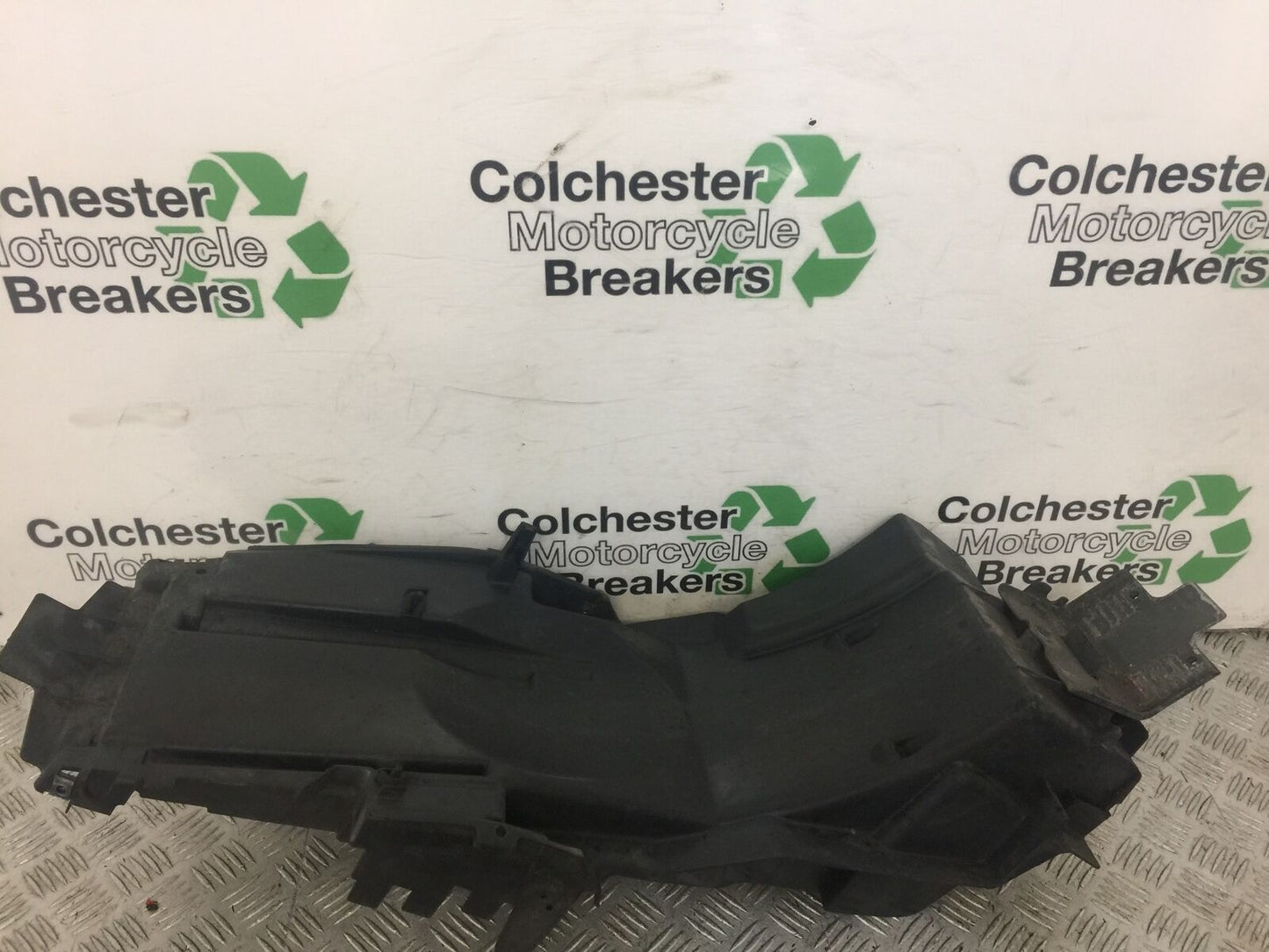 HONDA CB1300 CB 1300 SA-7 UNDERTRAY  YEAR 2005-2009  STOCK 623