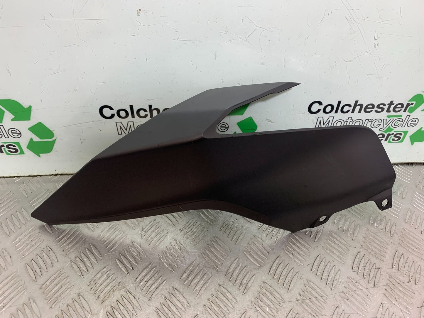 KTM DUKE 125 LEFT SIDE FAIRING PANEL    YEAR 2017-2022 (CMB1274)