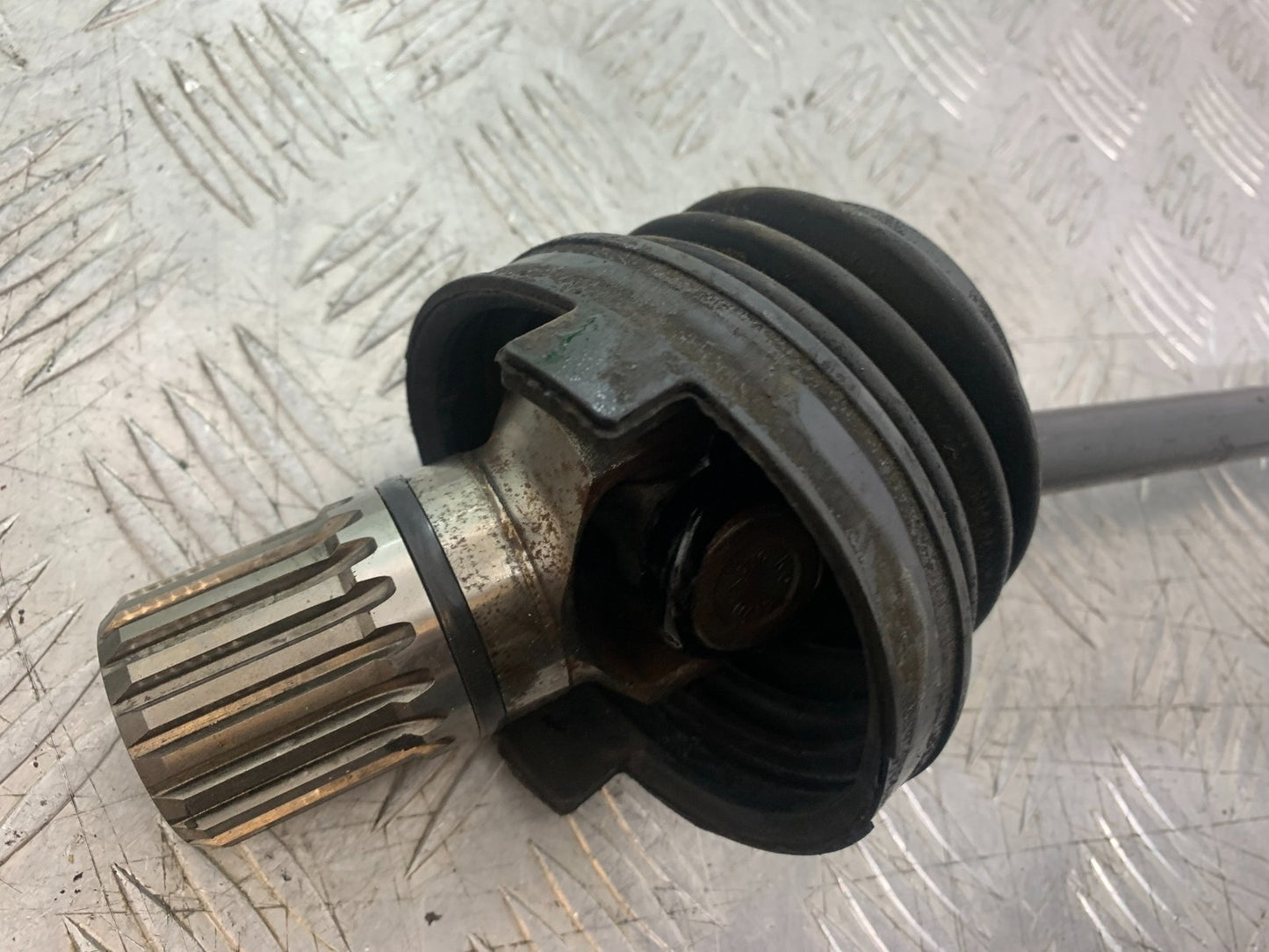 KAWASAKI GTR1400 GTR 1400 DRIVESHAFT YEAR 2007-2009 (CMB1306)