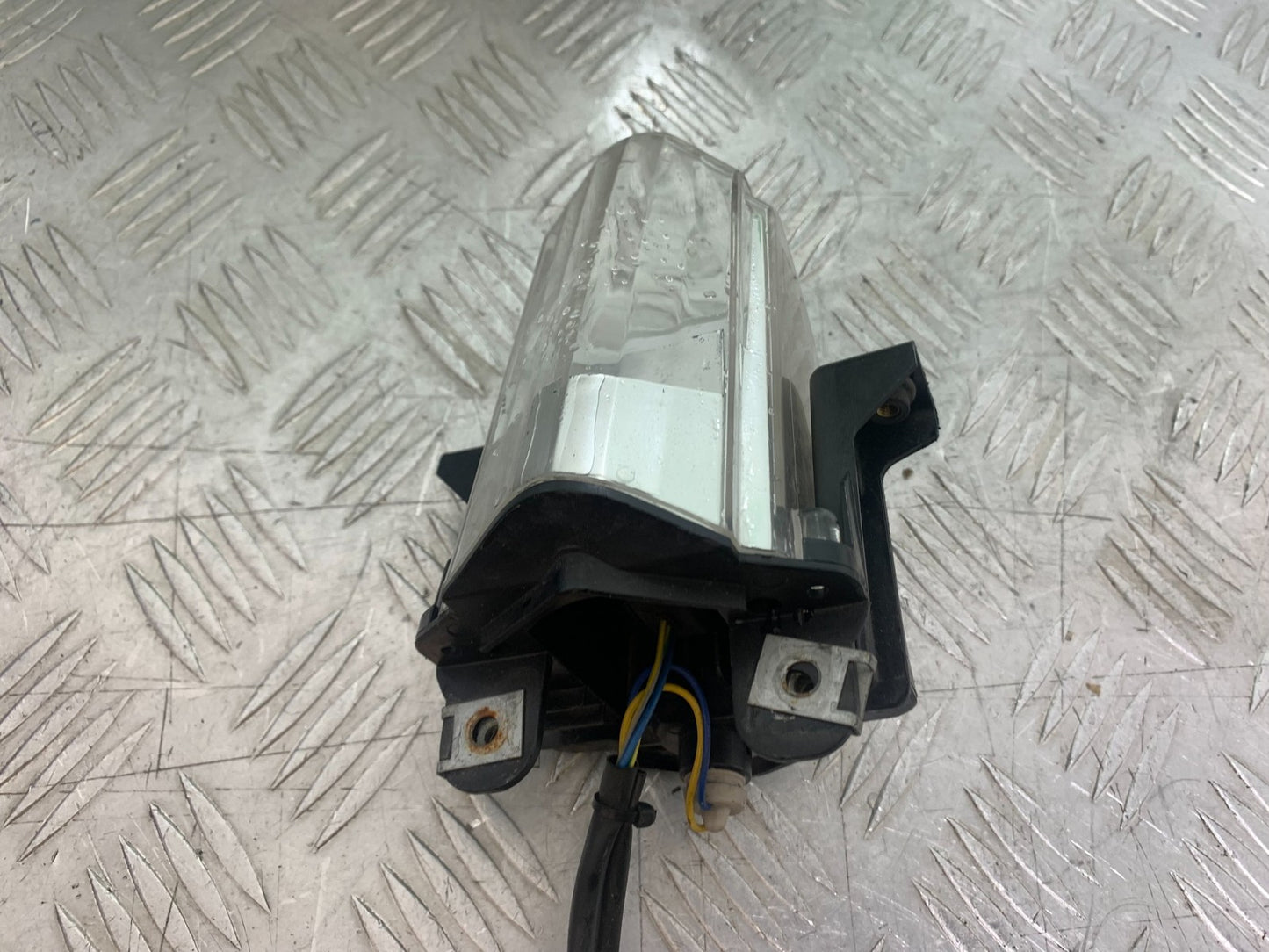 APRILIA RSV1000 R FACTORY MILLE REAR LIGHT 2004-09 (CMB1203)
