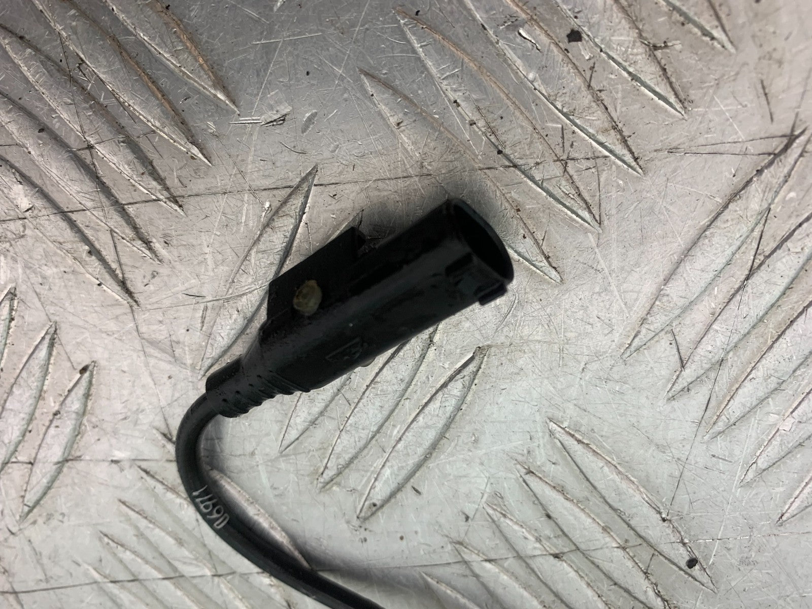 PIAGGIO VESPA GTS 125 FRONT ABS SENSOR  YEAR 2009-2014  (CMB1261)