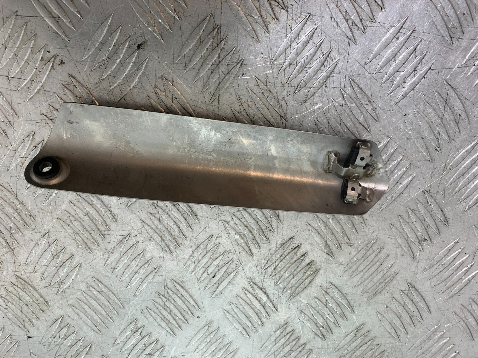 TRIUMPH TRIDENT 660 HEAT SHIELD  YEAR 2021-2024 (CMB1295)