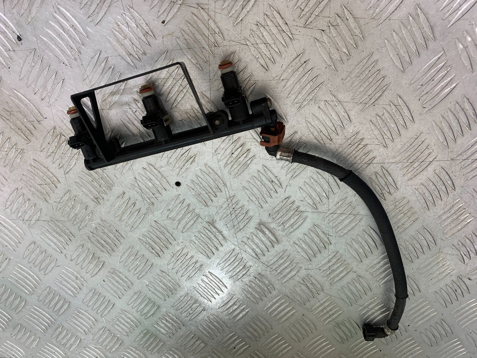 TRIUMPH SPEED TRIPLE R 1050 INJECTORS 2009 (CMB1183)