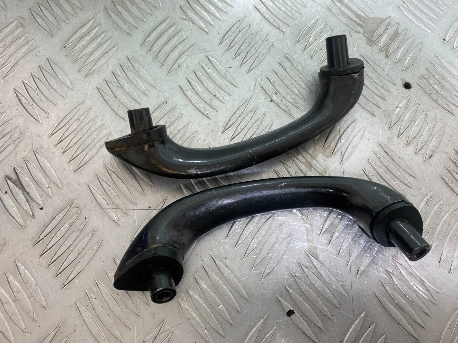 SUZUKI GSF1200  GSF 1200 BANDIT GRAB RAILS  YEAR 1997-2000 (CMB1149)