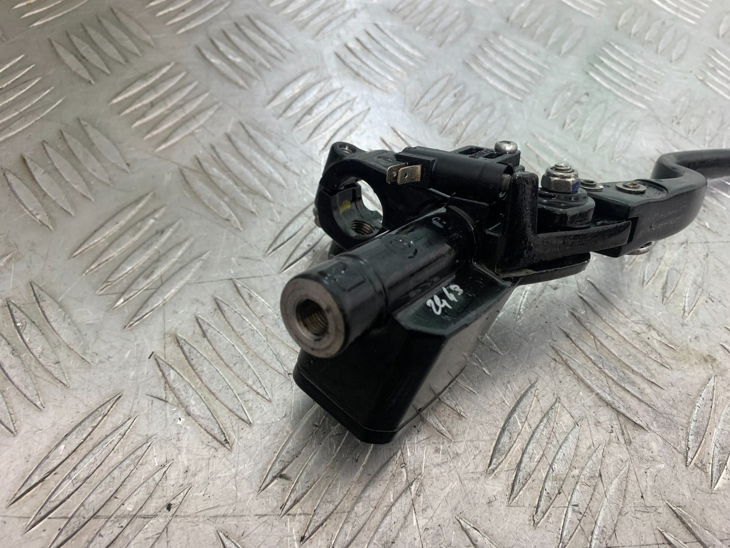 KTM 390 ADVENTURE FRONT MASTER CYLINDER  YEAR 2020-24 (CMB1240)