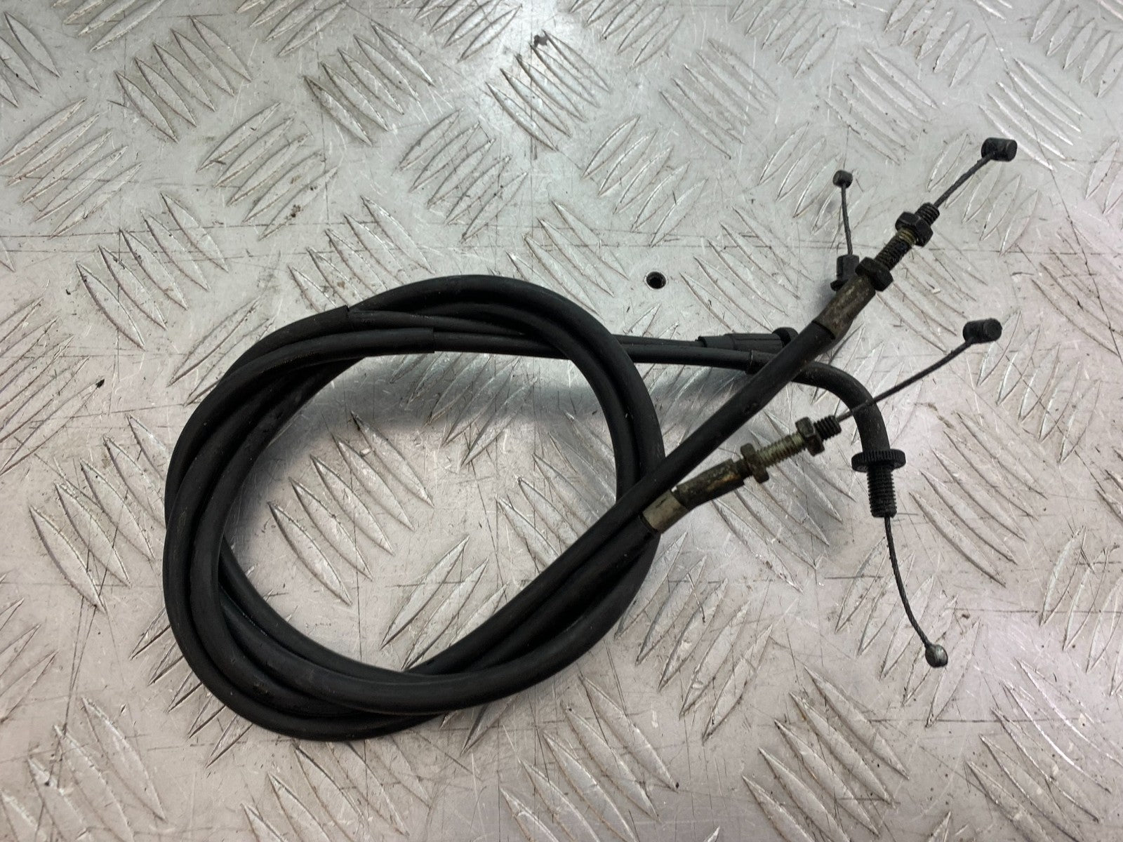 YAMAHA XV1100 XV 1100 VIRAGO THROTTLE CABLES   1990-1999 (CMB1243)