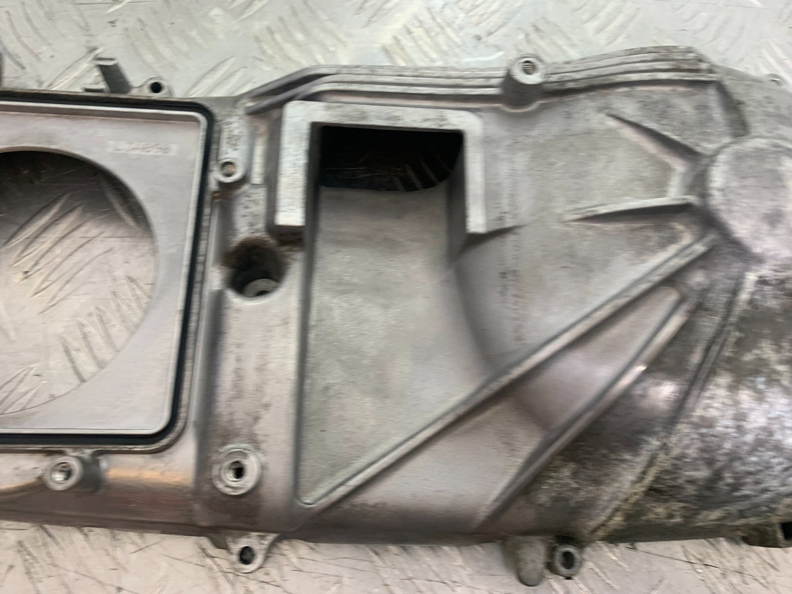 YAMAHA XMAX 300 ENGINE COVER YEAR 2017-2020 (CMB1218)