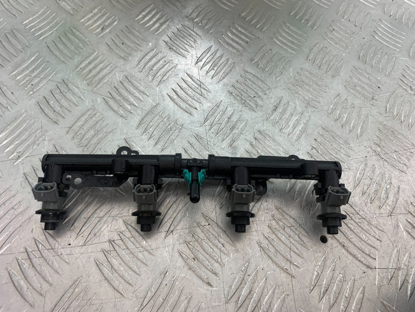 HONDA CBR1000 rr FIREBLADE INJECTORS   2012-2016 (CMB1280)