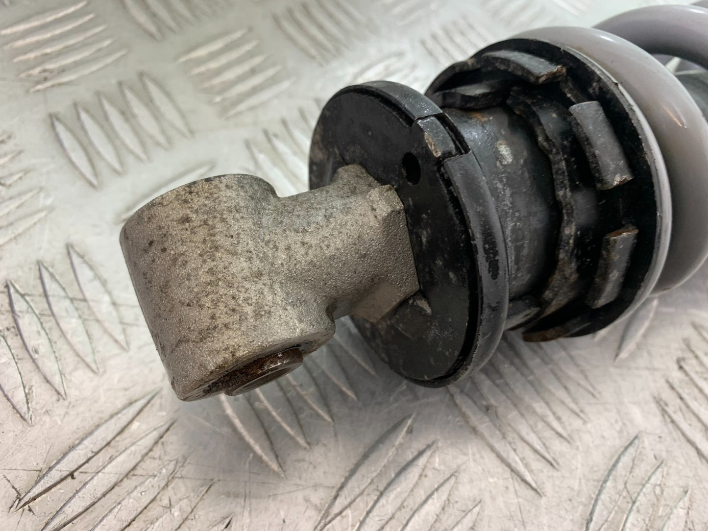 HONDA CBF600 CBF 600 REAR SHOCK  YEAR 2004 -07 (CMB1247)