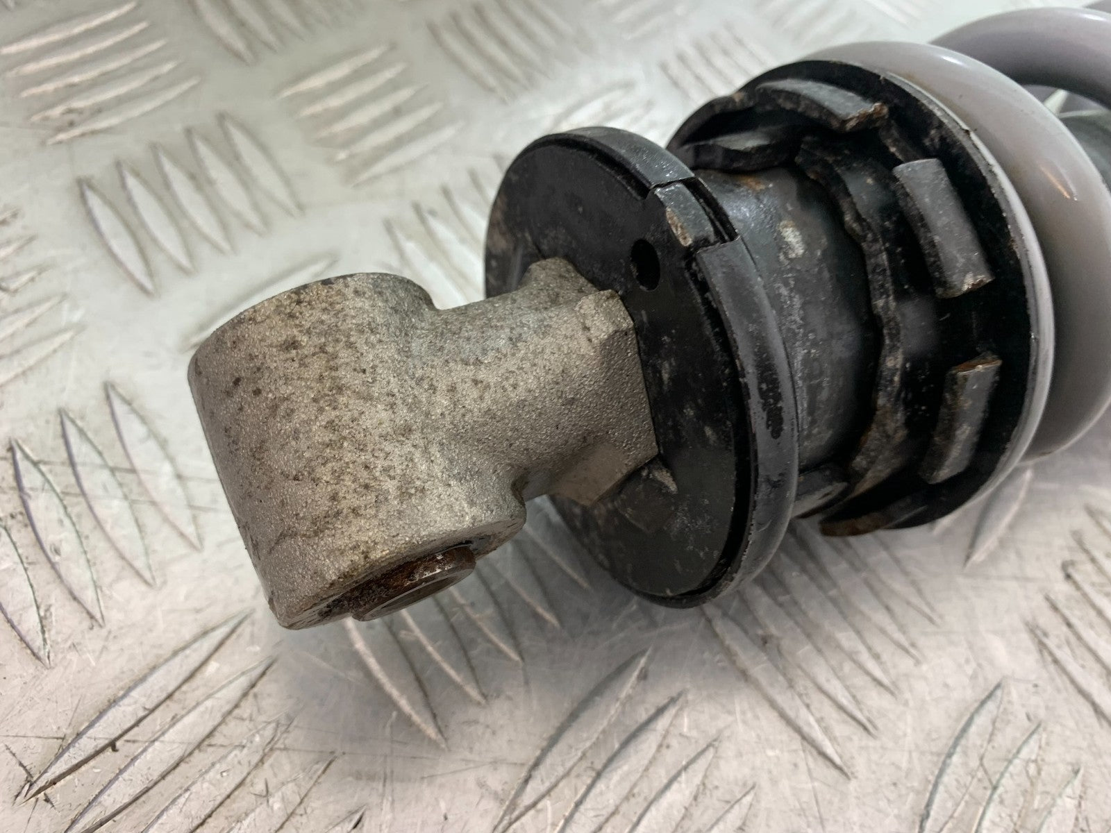 HONDA CBF600 CBF 600 REAR SHOCK  YEAR 2004 -07 (CMB1247)