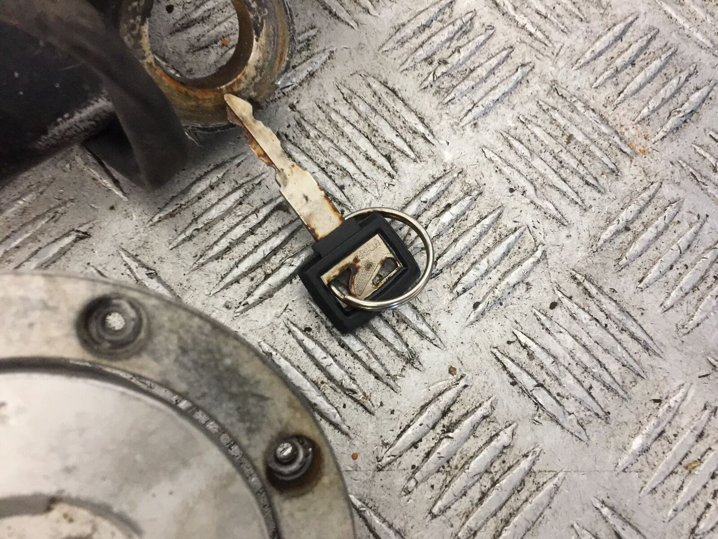 HONDA CBR600 CBR 600 LOCKS AND KEY   YEAR 1997-98 (STOCK 892)