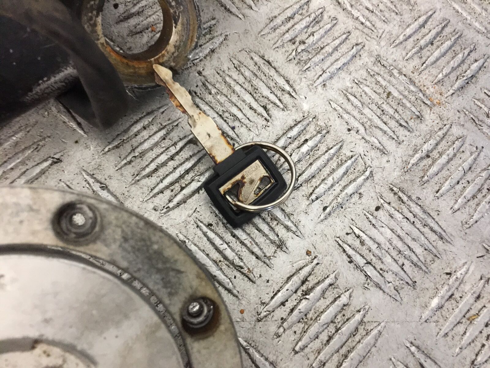 HONDA CBR600 CBR 600 LOCKS AND KEY   YEAR 1997-98 (STOCK 892)