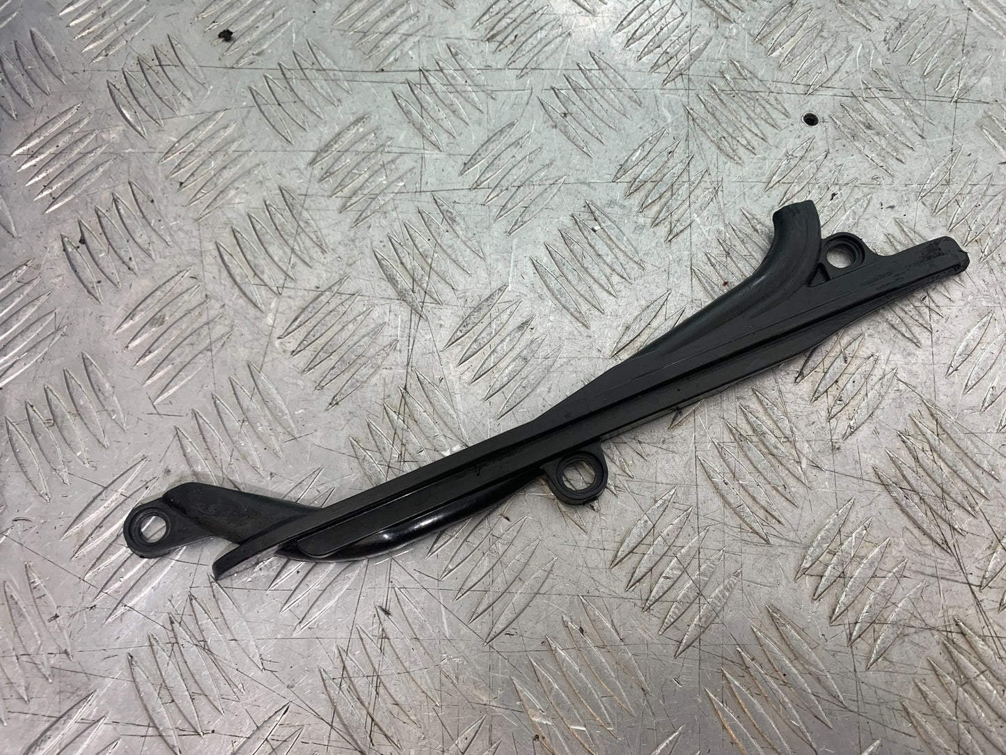 DUCATI 1198 S REAR BRAKE LINE COVER   YEAR 2009-2011 (CMB1219)