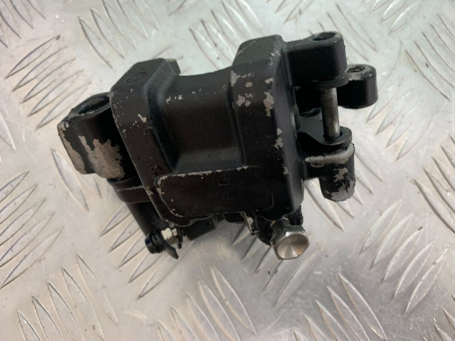 HONDA NTV 650 REVERE REAR CALIPER  YEAR 1988-1996 (CMB1025))