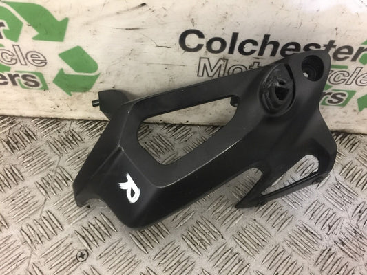 HONDA NC750 NC 750 RIGHT INDICATOR HEADLIGHT BRACKET   2014 (STOCK 533)