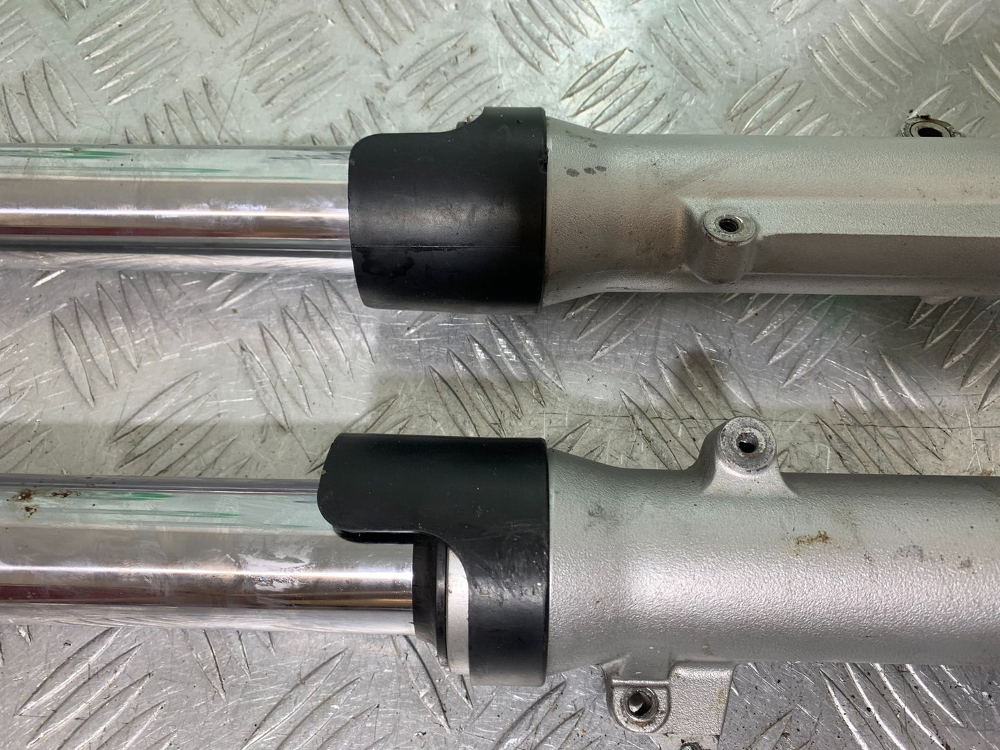 HONDA VFR800 VFR 800 V-TEC FORKS  YEAR 2002 -09 (CMB1296)