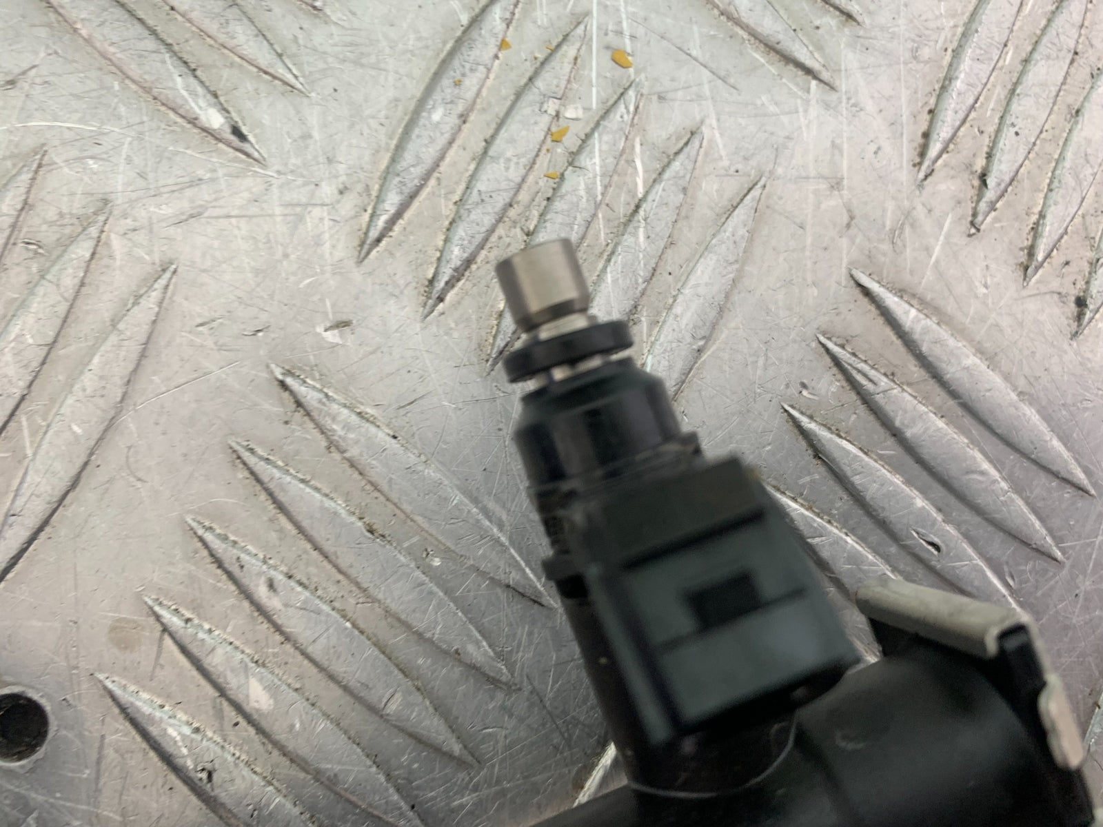 TRIUMPH TRIDENT 660 INJECTORS  YEAR 2021-2024 (CMB1148)