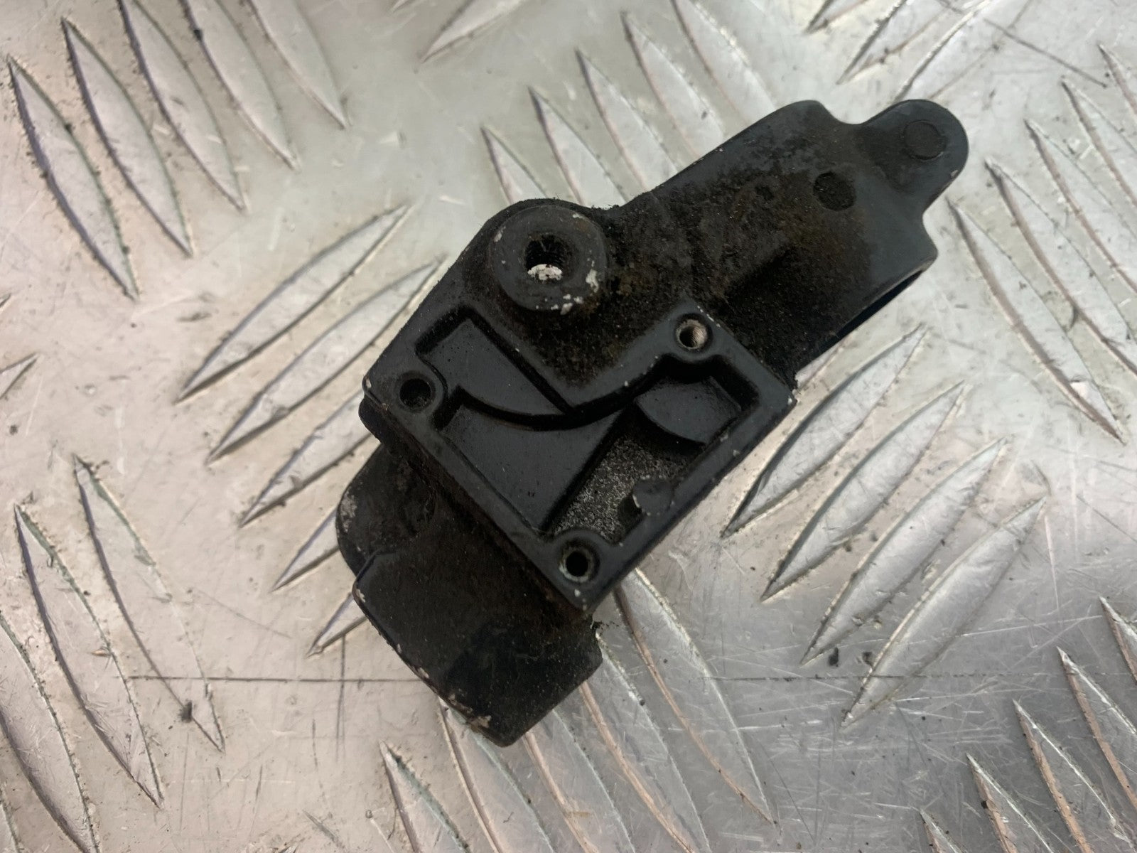 KAWASAKI GT550 GT 550 CLUTCH LEVER BRACKET    YEAR 1989-1994