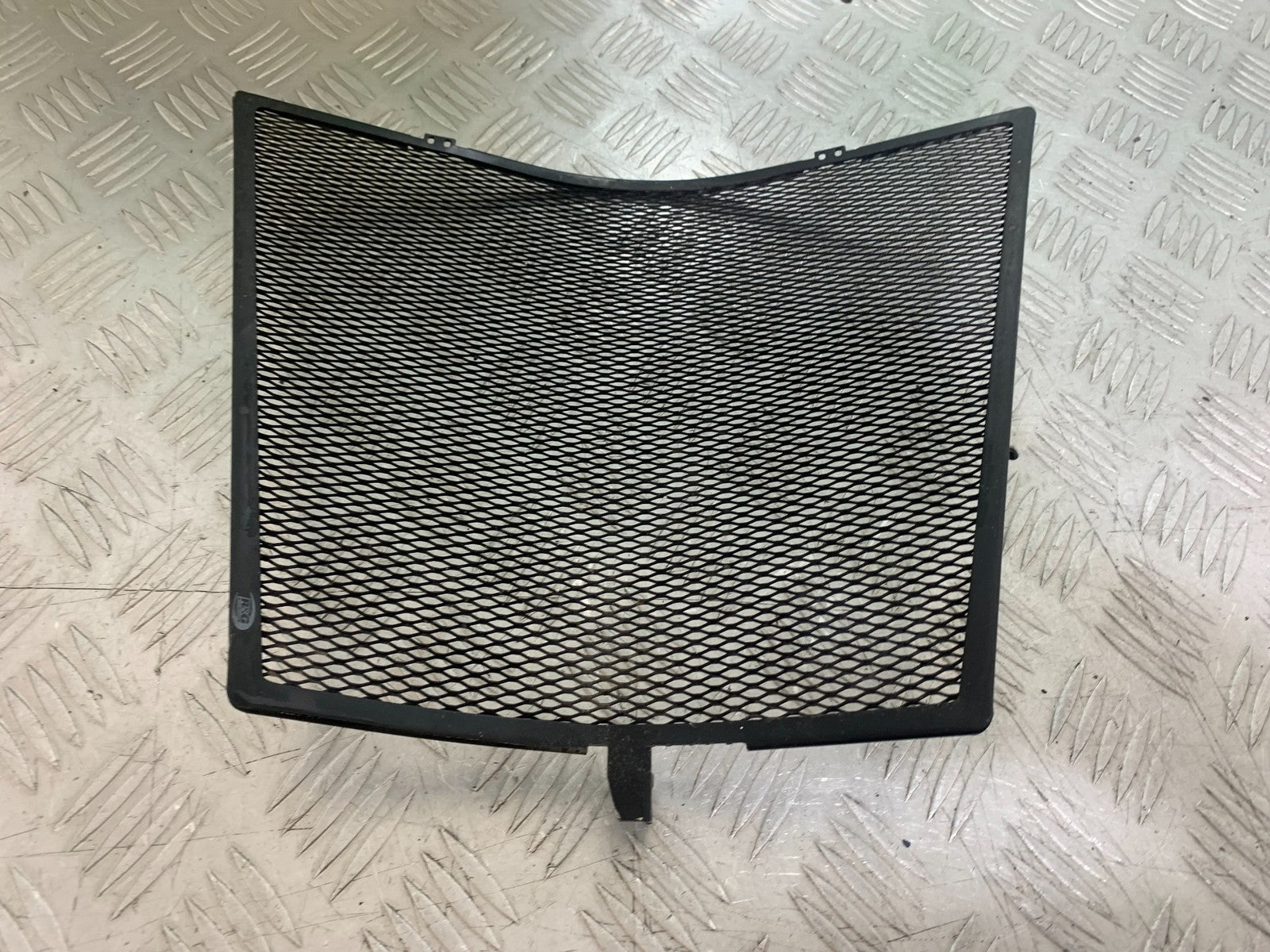 SUZUKI GSXR750 GSXR 750 K4 K5 RADIATOR GRILL   2004-2005 (CMB1319)