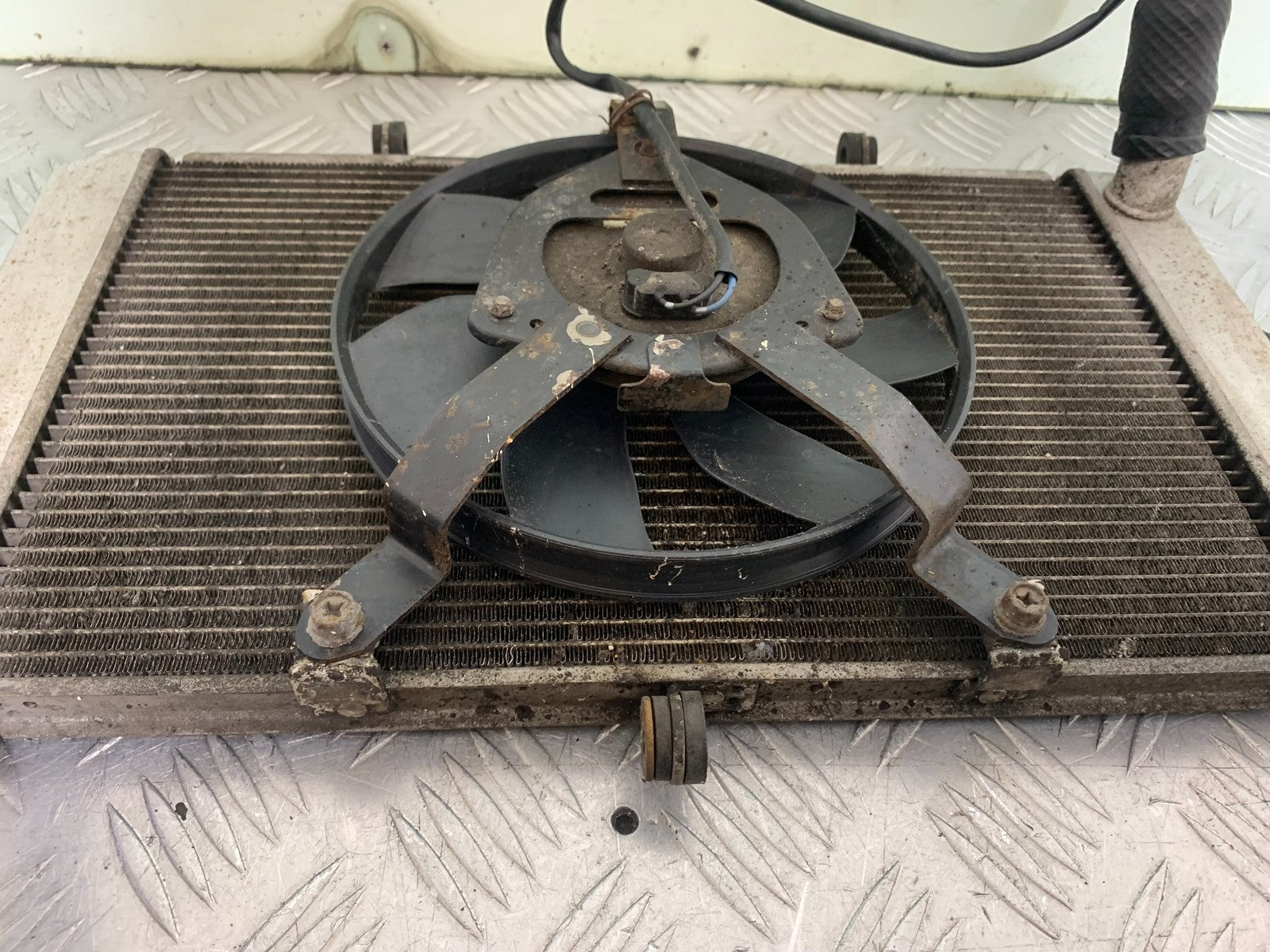 KAWASAKI Z1000 SX RADIATOR AND FAN YEAR 2014-16 (CMB1264)