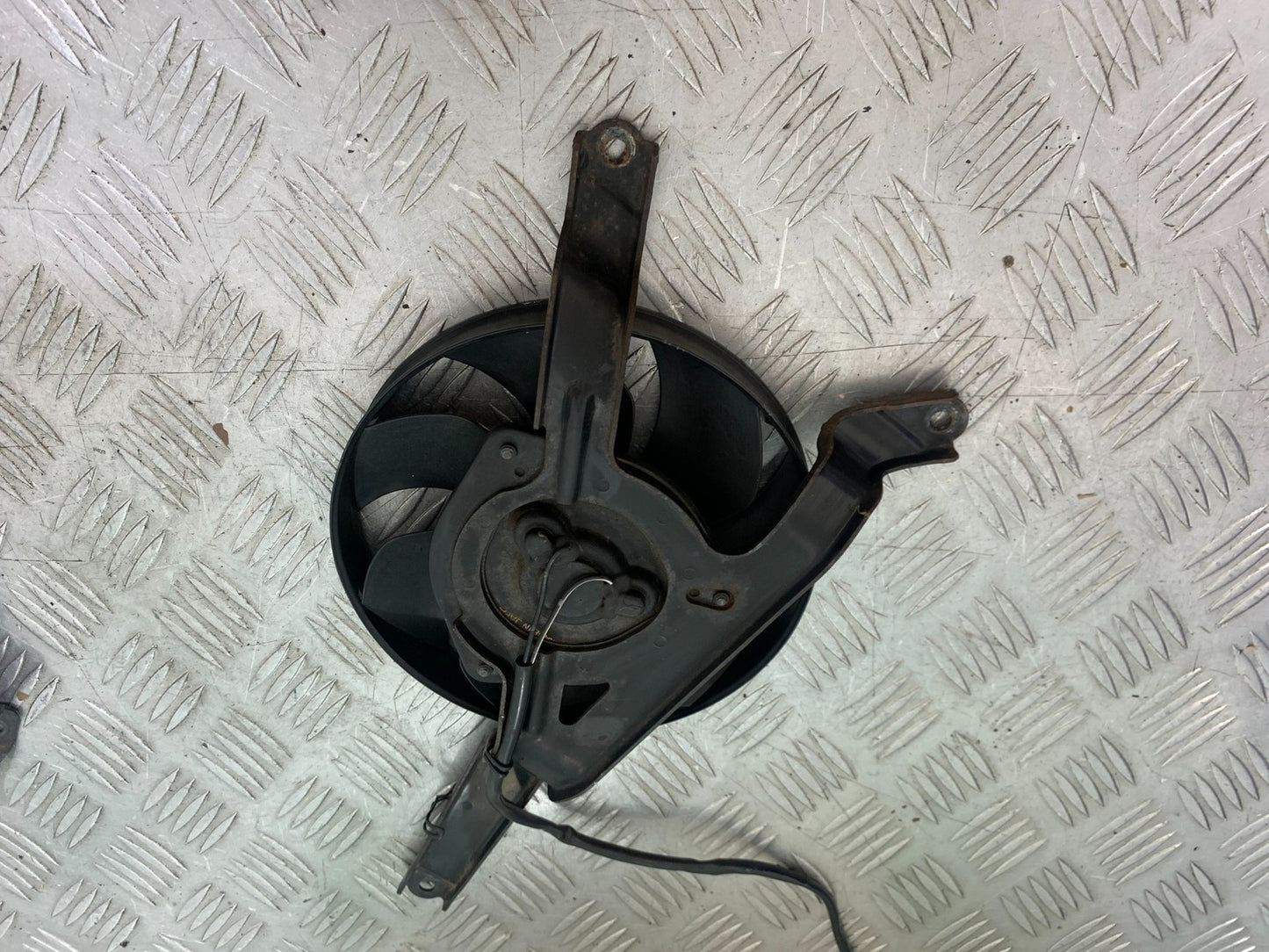YAMAHA XVS 1300 MIDNIGHT STAR RADIATOR FAN YEAR 2007-16 (CMB1200)