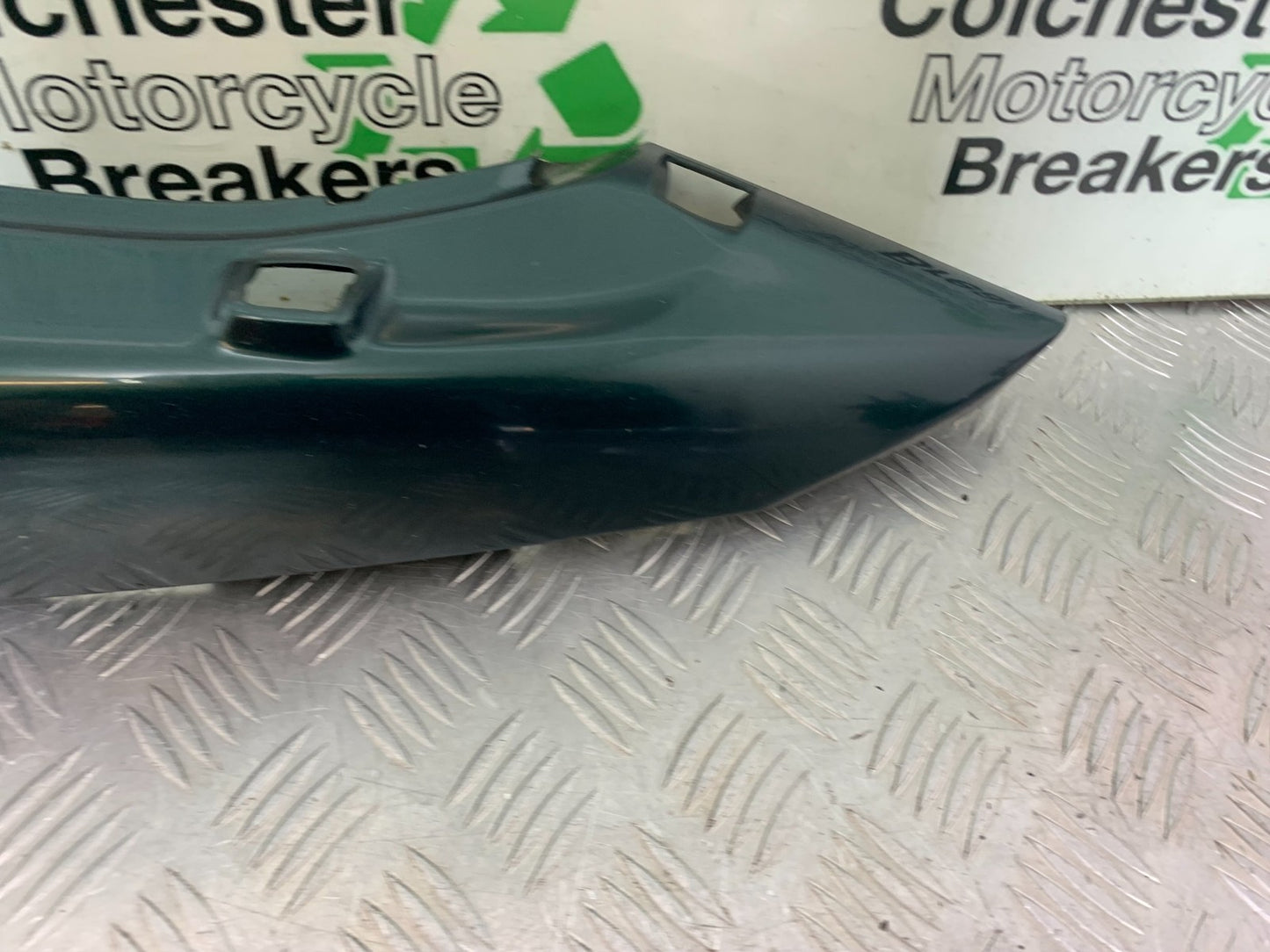 YAMAHA XJ600 XJ 600 DIVERSION LEFT SEAT PANEL  1998-2000 (CMB1191)