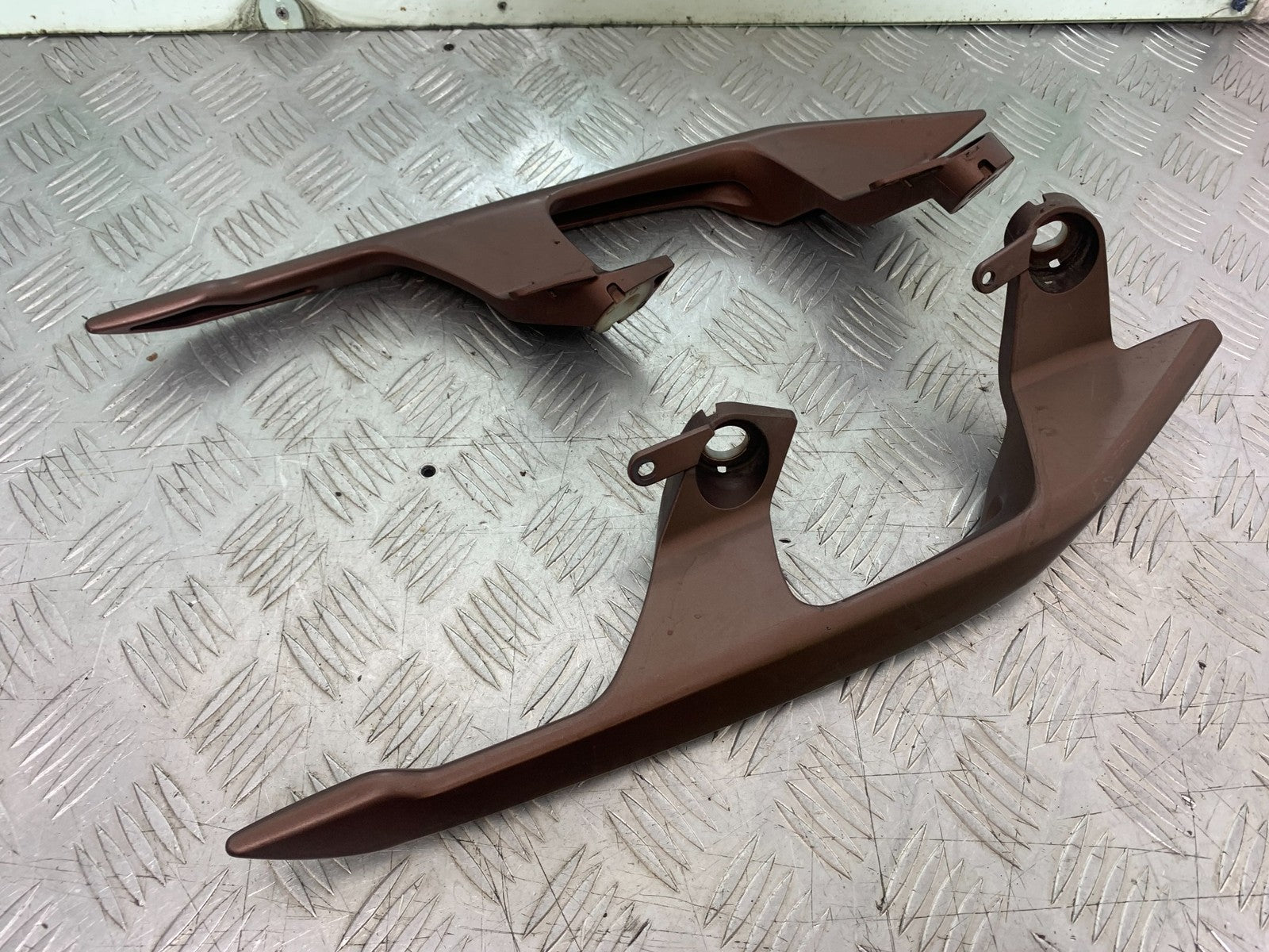 YAMAHA XMAX 300 GRAB RAILS YEAR 2017-2020 (CMB1218)