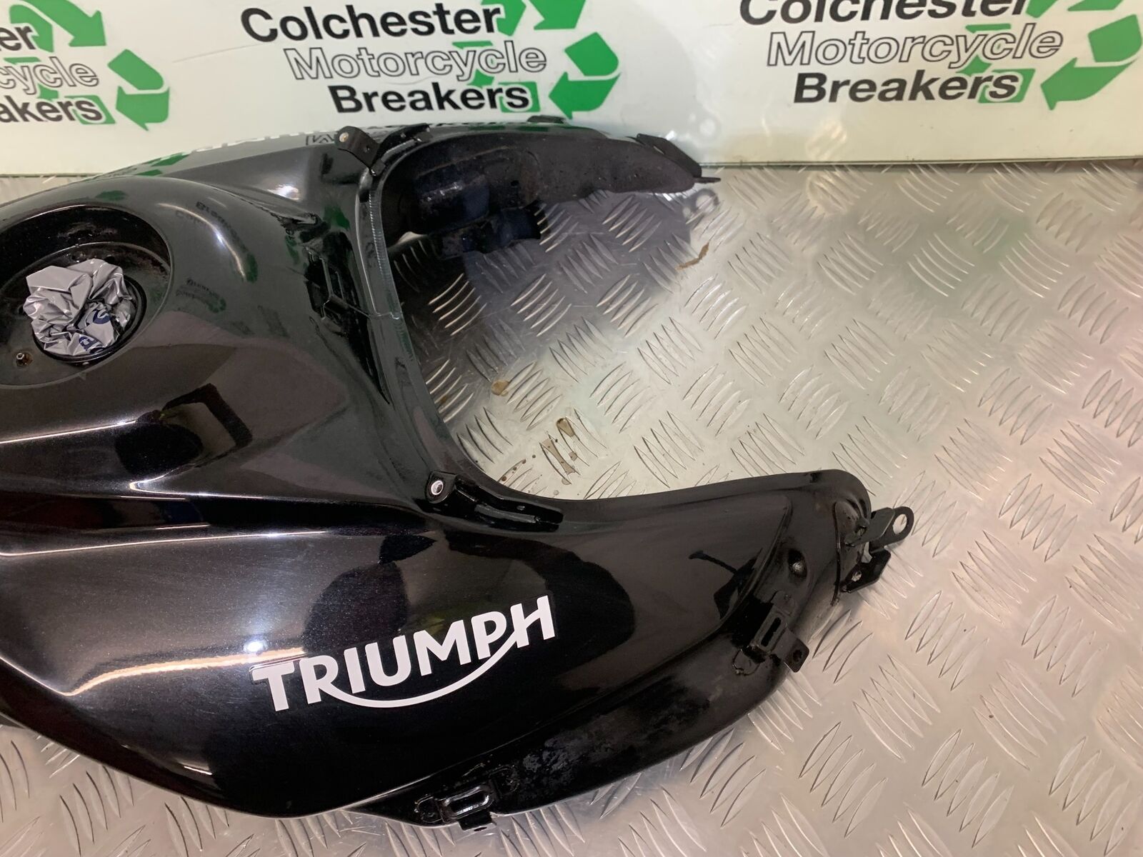 TRIUMPH TIGER 800 XCX PETROL TANK YEAR 2015-2017  (STOCK 966)