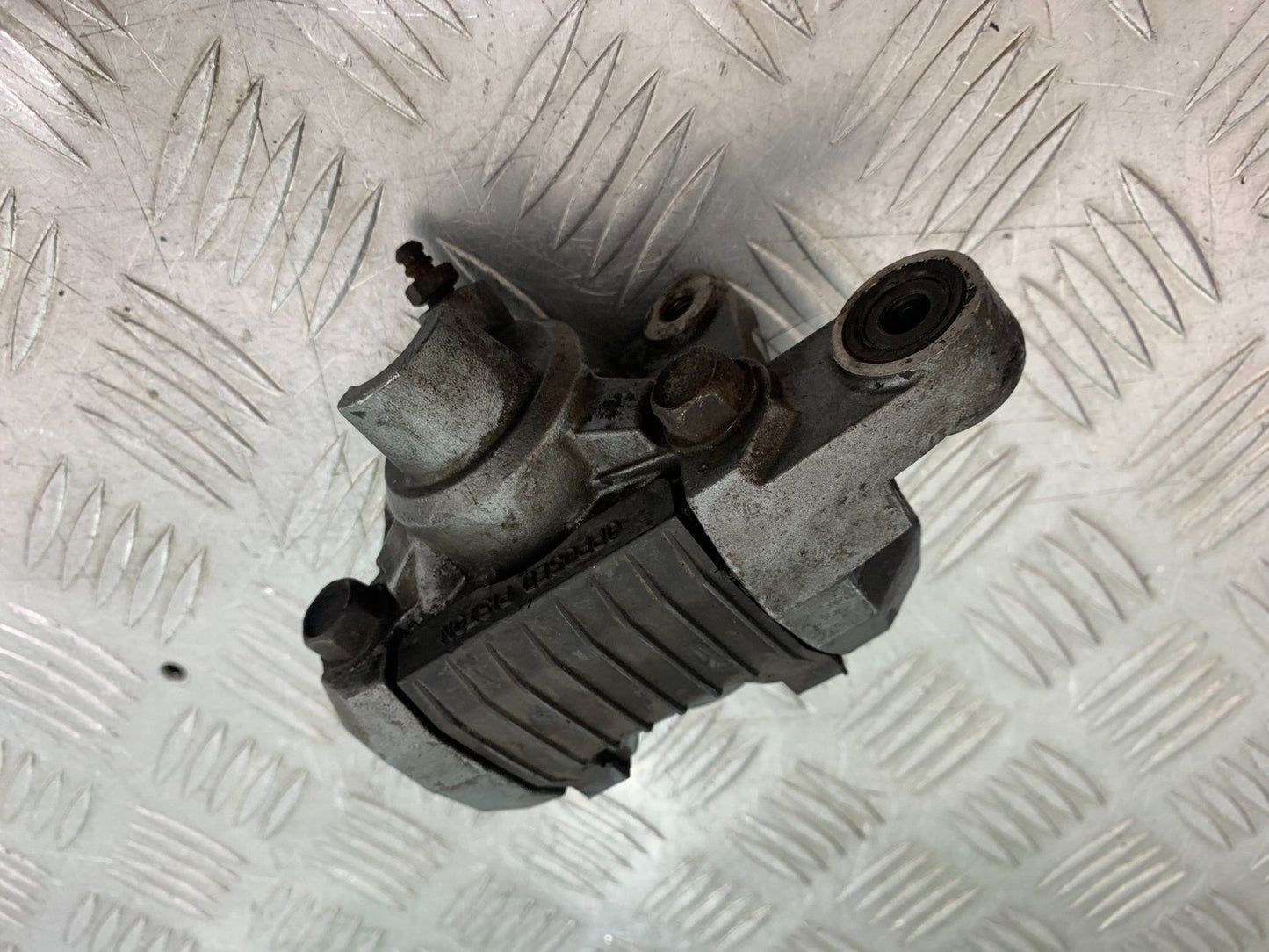 KAWASAKI ZZR1100 D REAR BRAKE CALIPER  YEAR 1993-2001 (CMB1189)