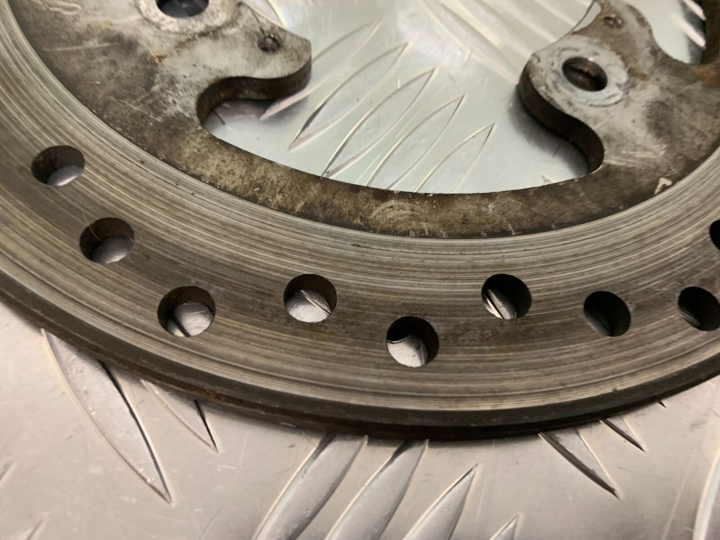 TRIUMPH TIGER 800 XCA REAR BRAKE DISC   YEAR 2015-2017 (STOCK 940)