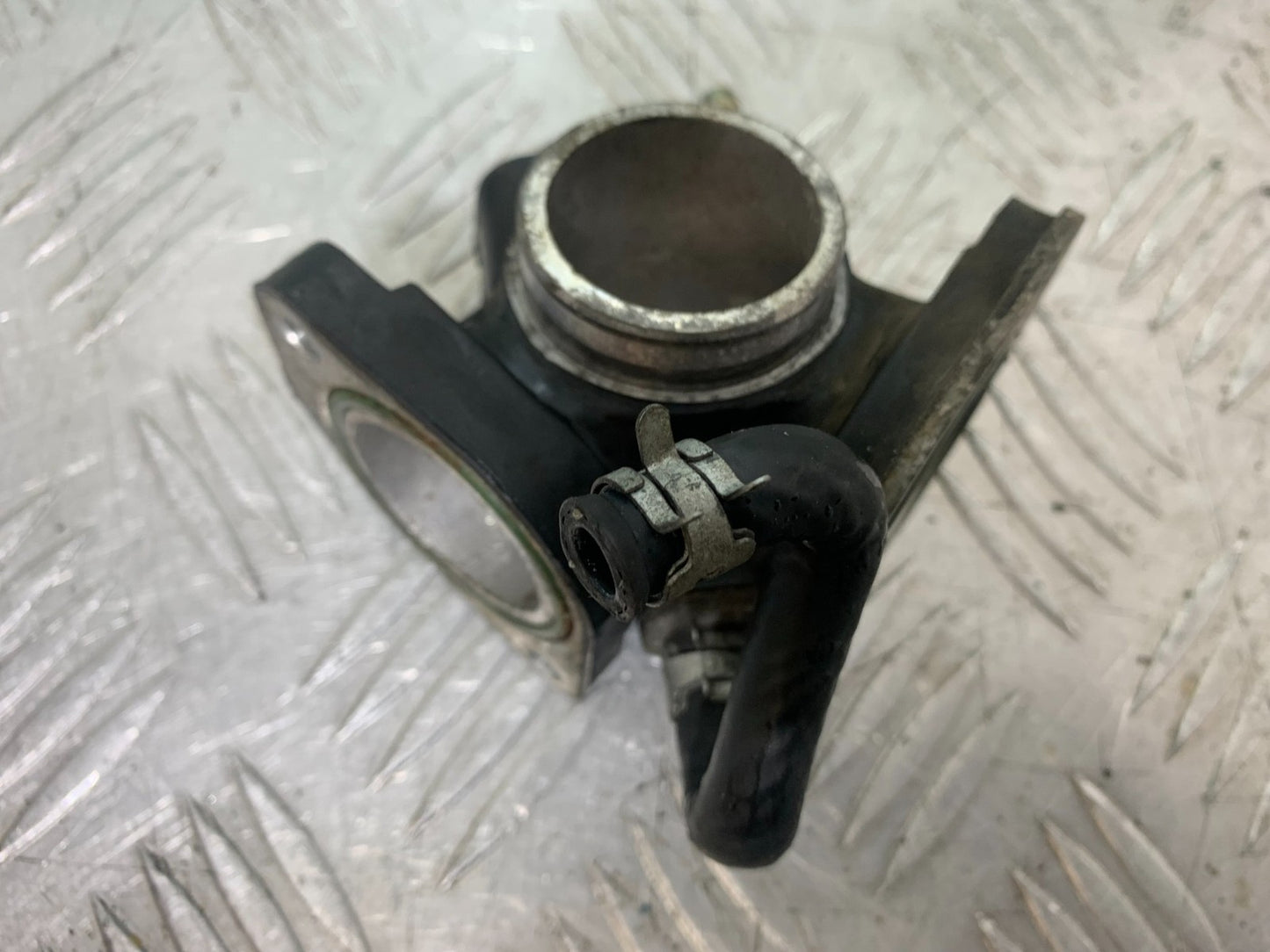 HONDA VT750 SHADOW INLET MANIFOLD  YEAR 2003-2004 (CMB1265)