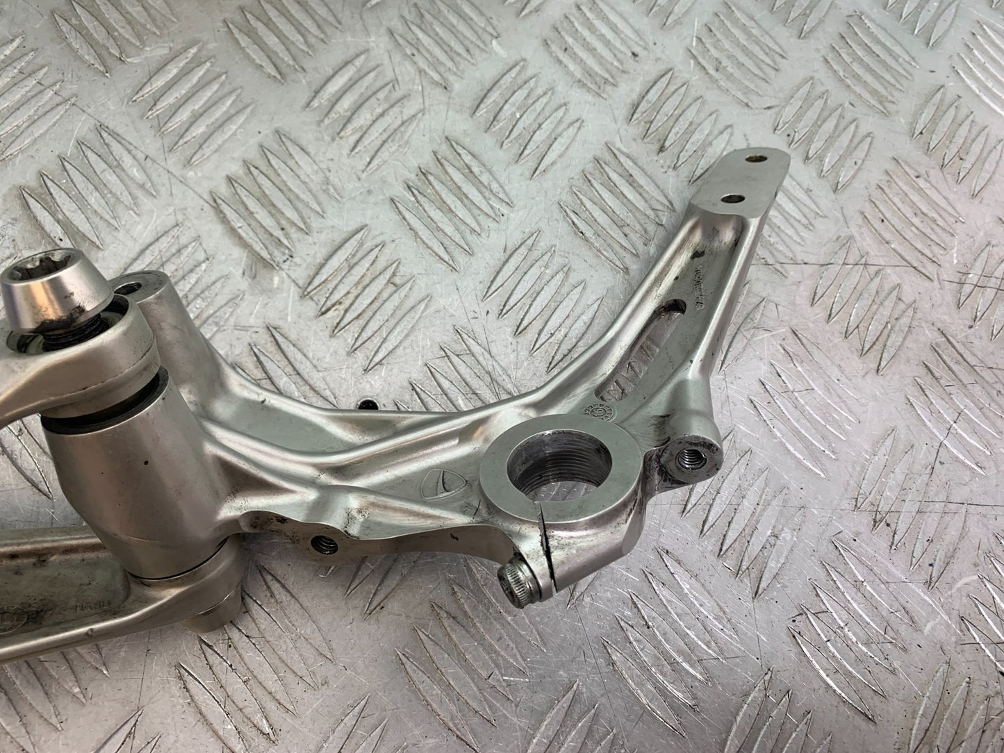 DUCATI 1299 PANIGALE REAR SHOCK LINKAGE   YEAR 2016 (CMB 1187)