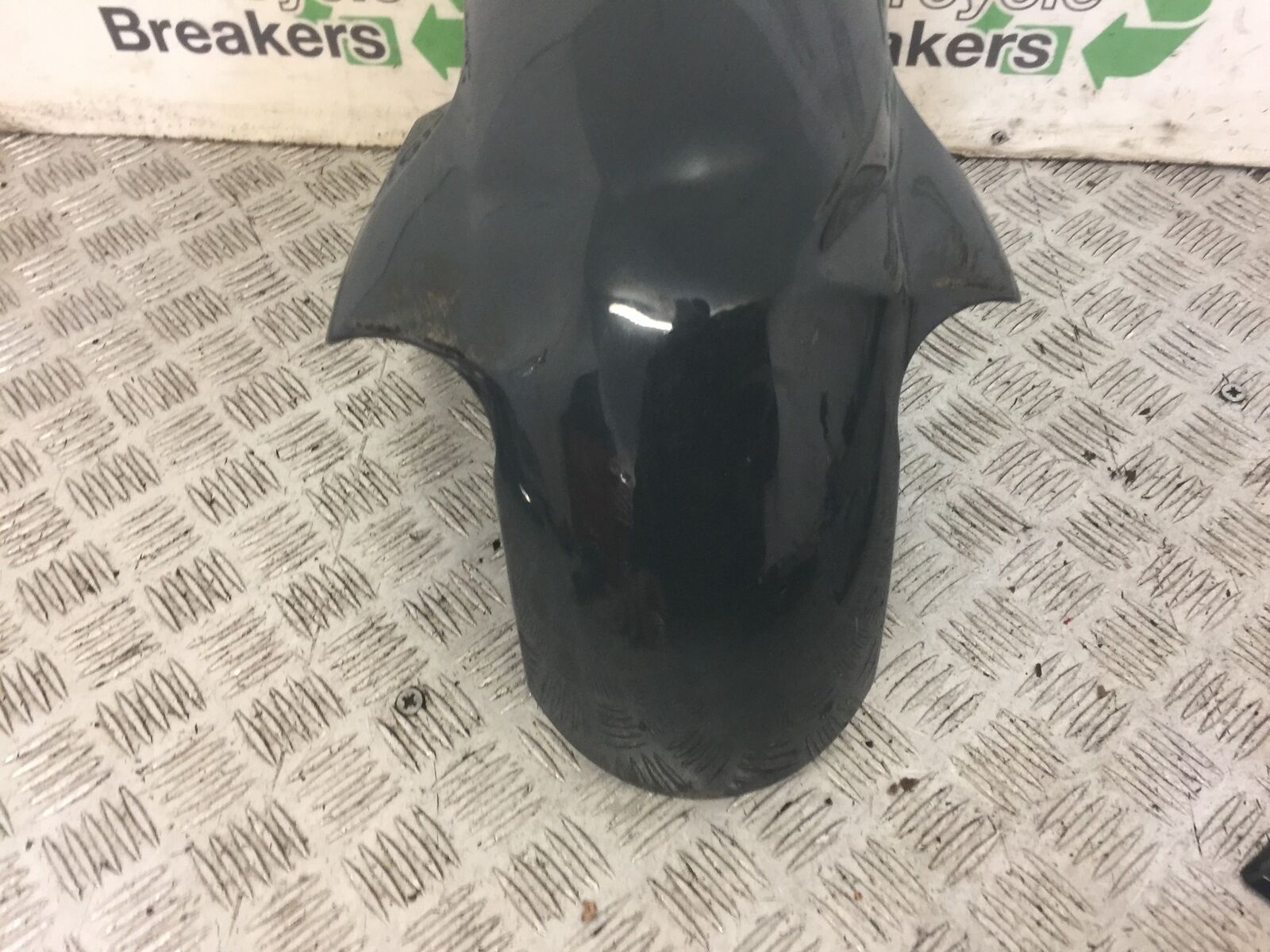 BMW S1000 R FRONT MUDGUARD (DAMAGED) YEAR 2018  (STOCK 645)