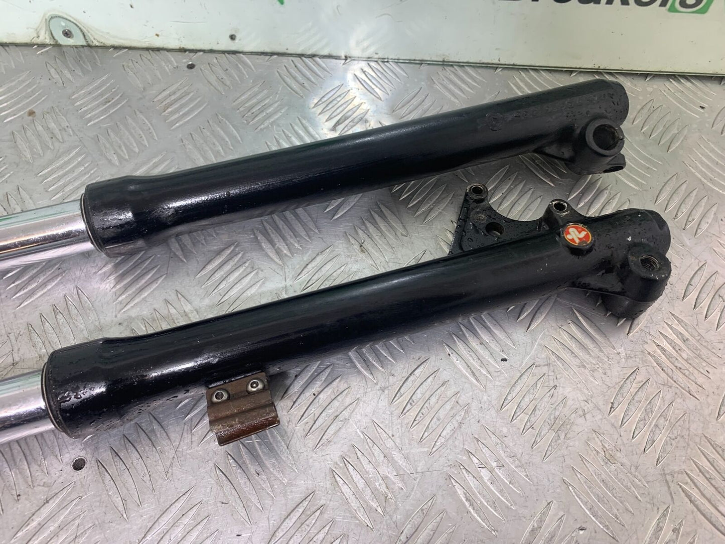 YAMAHA XT125 X XT 125 X FORKS  2005-2011 (CMB1097)