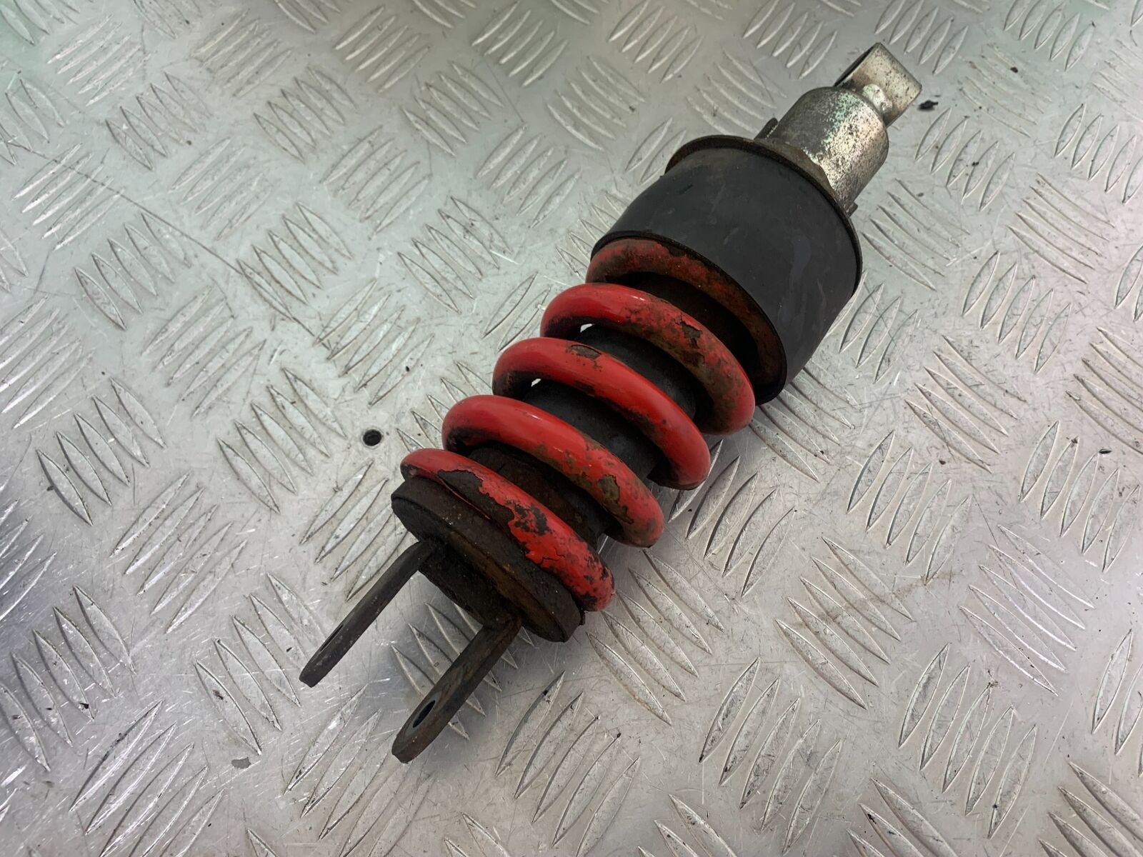HONDA CB600 CB 600 HORNET REAR SHOCK  YEAR 1998 -2002 (CMB1126)