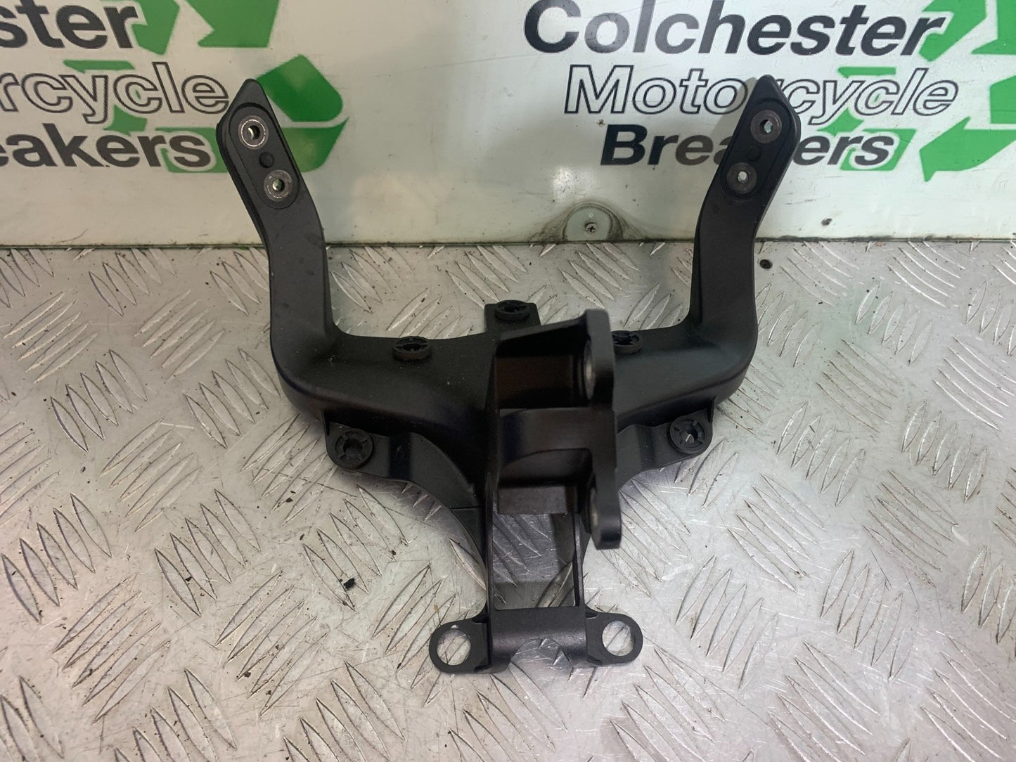 YAMAHA YZF R1 14 B BIG BANG FRONT SUBFRAME 2009-14 (CMB1175)