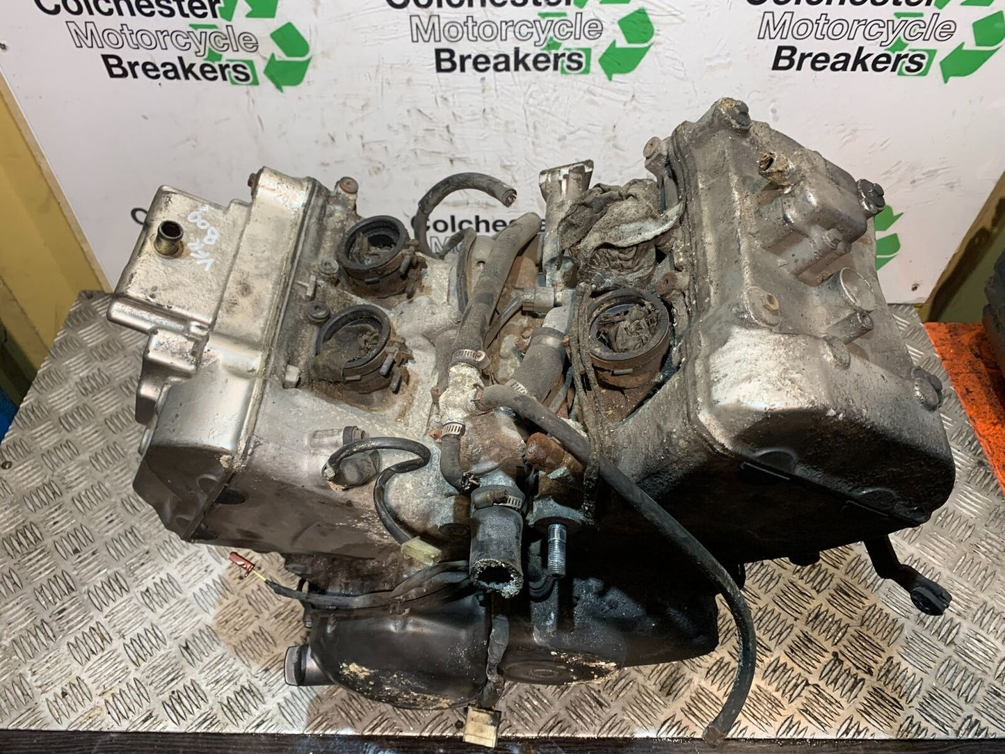 HONDA VFR800 VFR 800 V-TEC ENGINE  YEAR 2002 -09 (CMB1012)