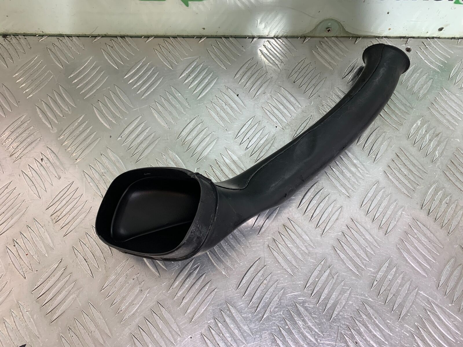 BMW F800 GT AIR TUBE  YEAR 2013-2017 (CMB1031)